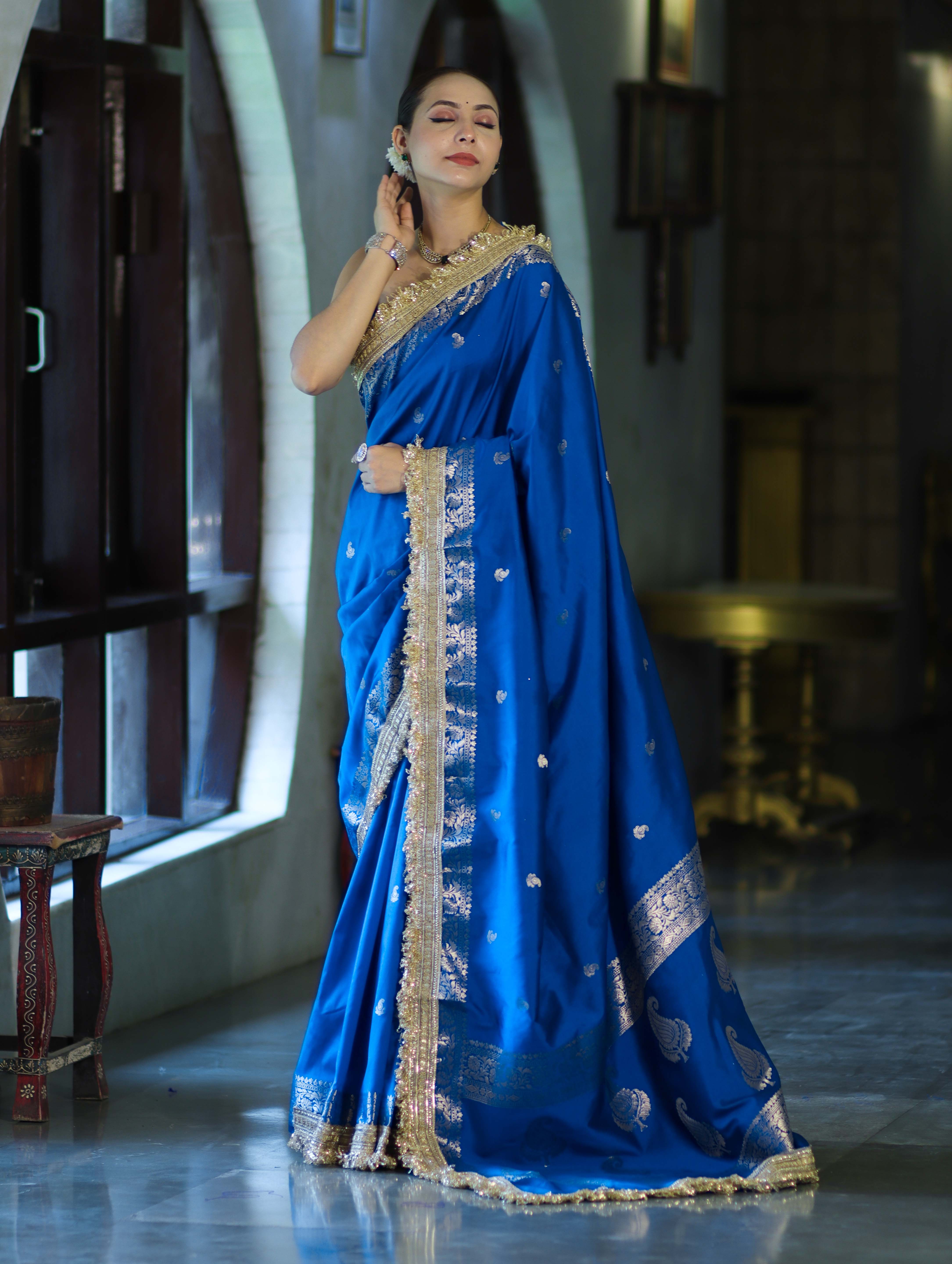 Banarasee Handloom Semi Silk Saree With Zari Buti Design Border & Lace-Blue