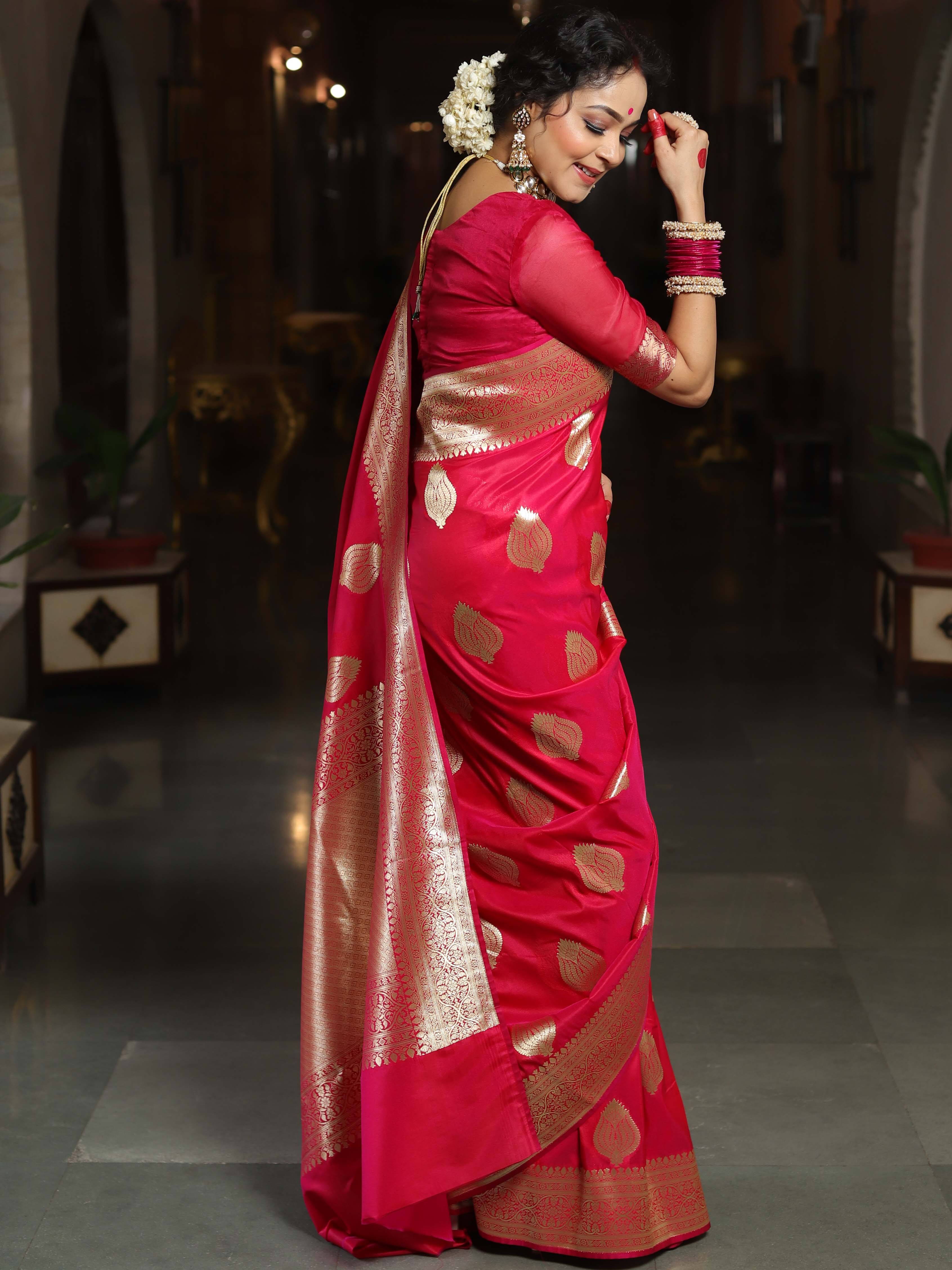 Banarasee Handwoven Semi-Katan Tanchoi Weaving Floral Border Saree-Pink