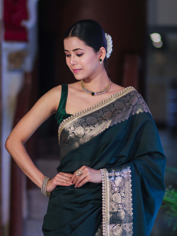 Banarasee Handloom Semi Silk Plain Saree With Zari Border & Lace-Deep Green