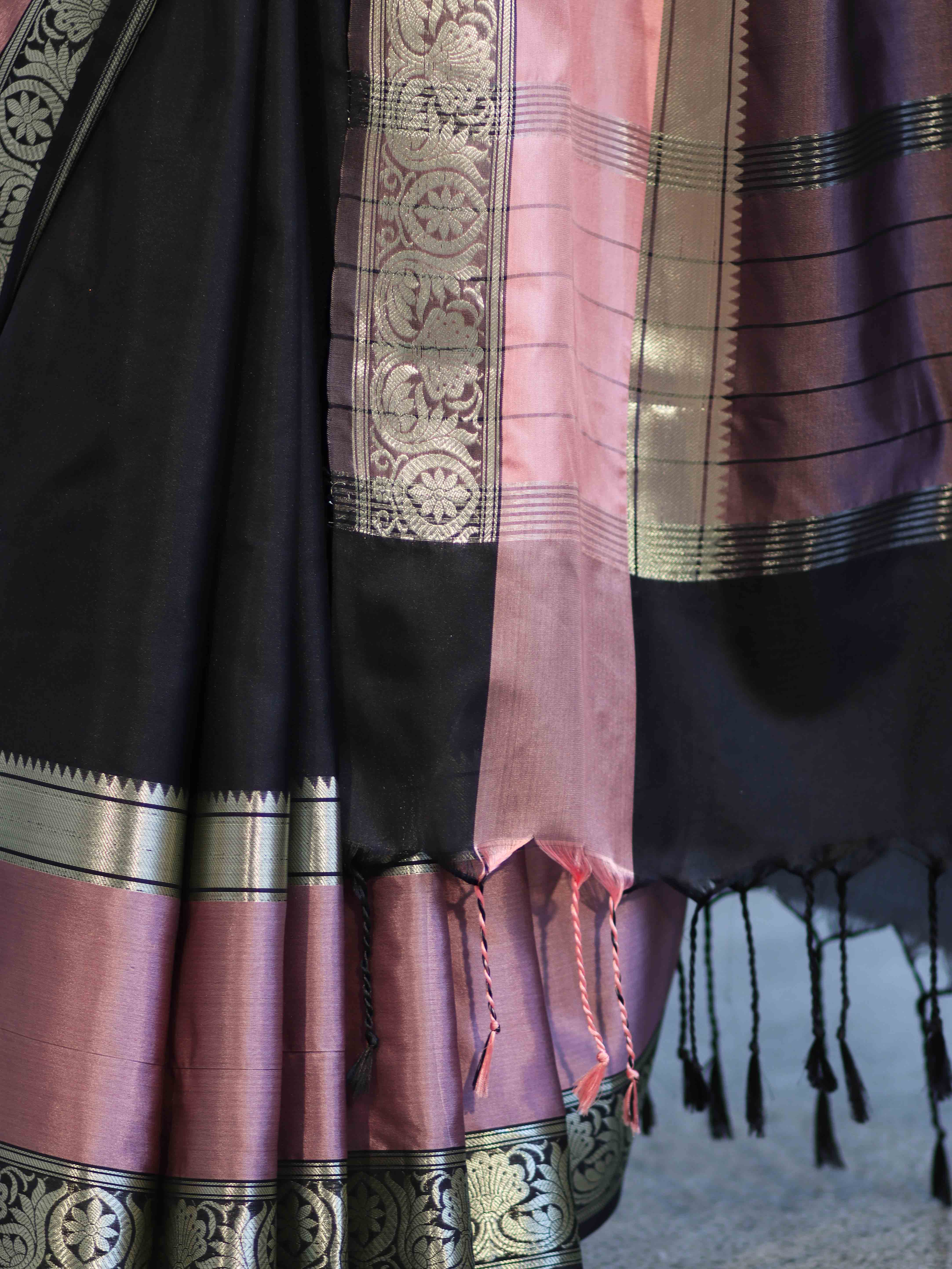 Banarasee Handloom Semi Silk Plain Saree With Contrast Broad Border-Black & Lavender
