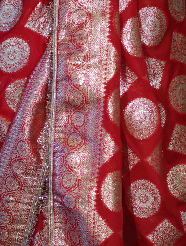Banarasee Handloom Semi Silk Saree With Buta Design Zari Border & Lace-Red