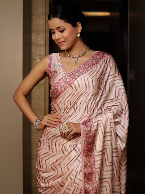 Banarasee Handwoven Satin Zigzag Printed Saree-Pastel Peach