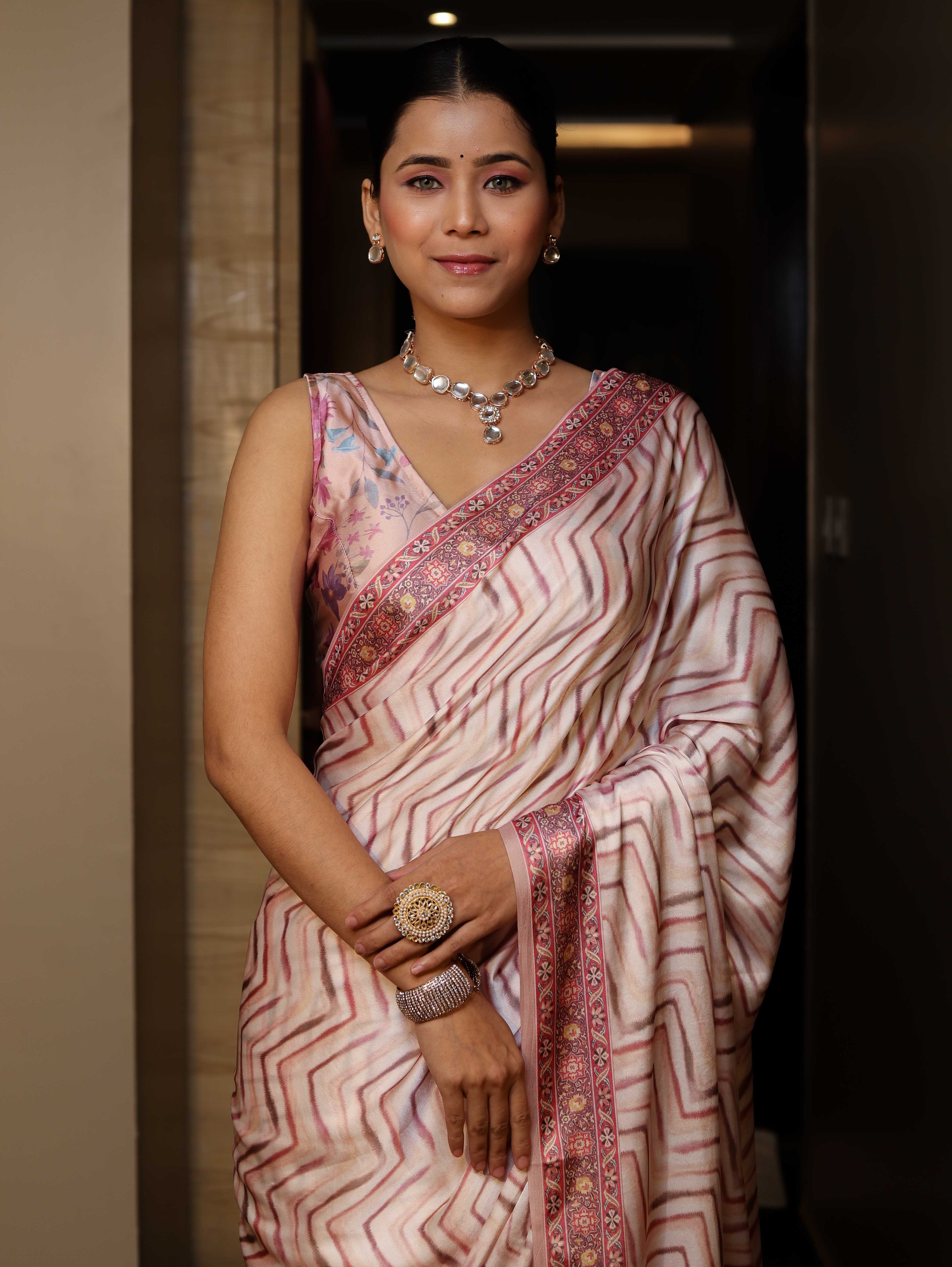 Banarasee Handwoven Satin Zigzag Printed Saree-Pastel Peach