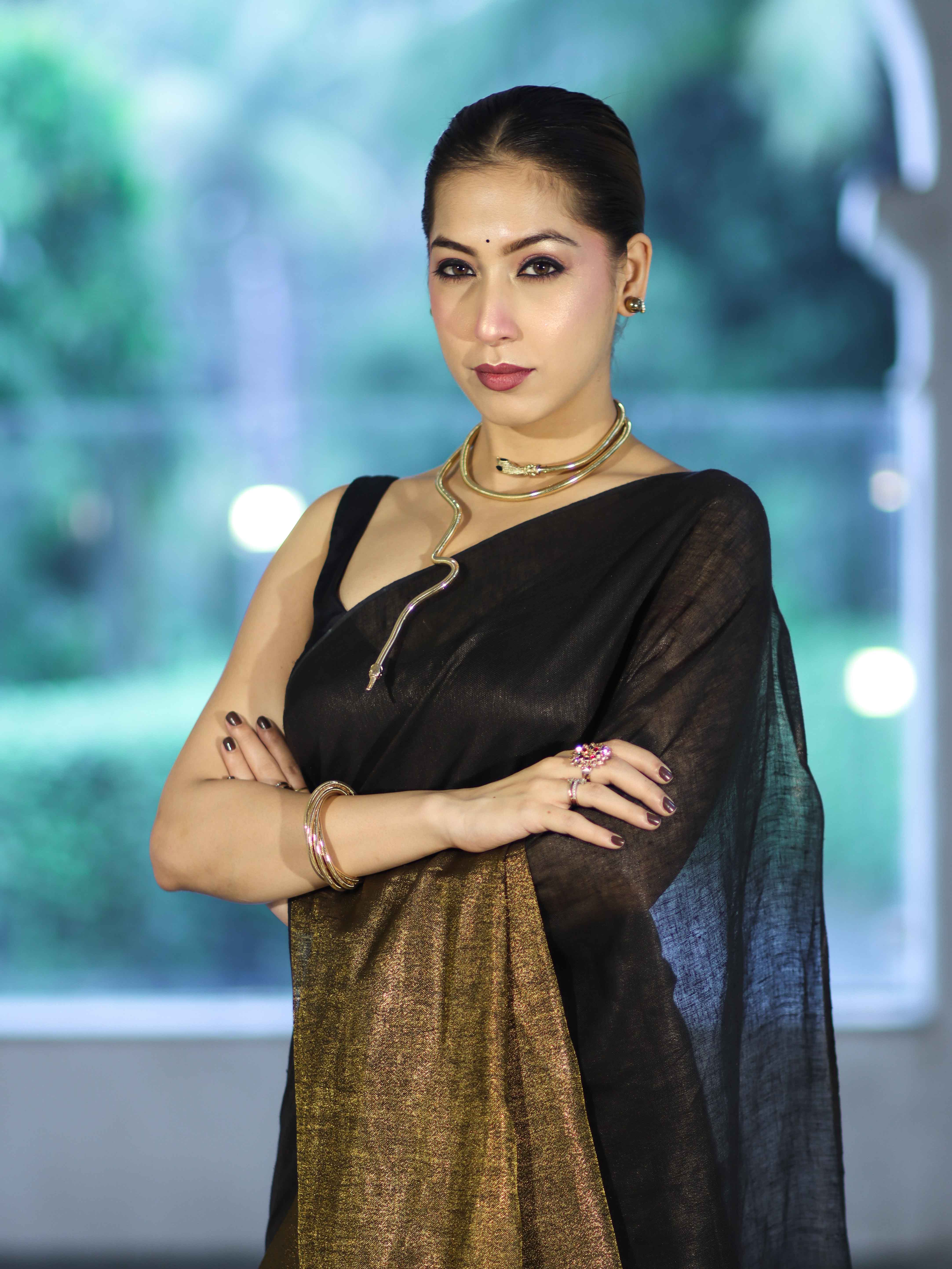 Bhagalpur Handloom Dual Color Linen Tissue Metallic Shine Saree-Black & Gold