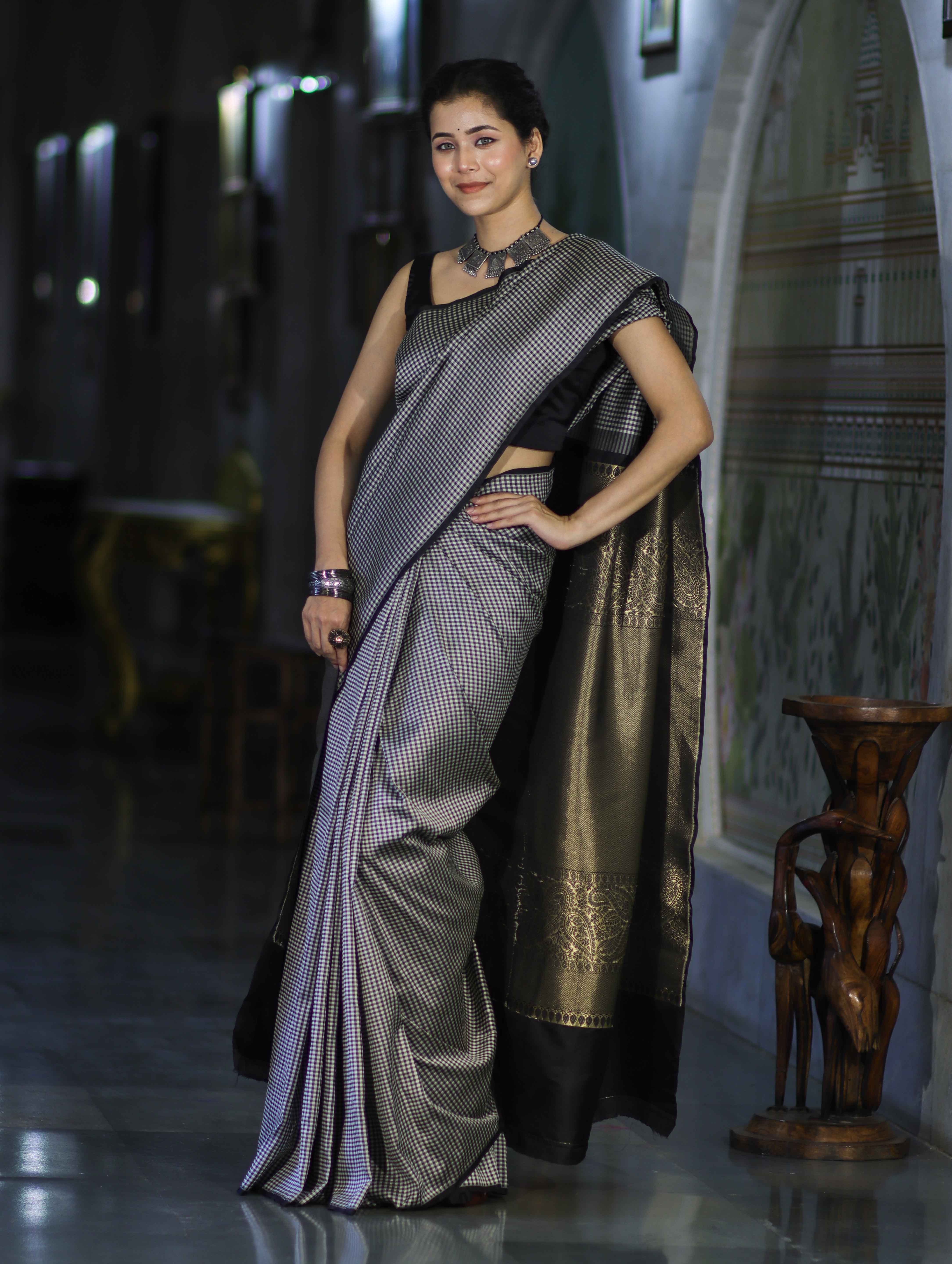 Banarasee Semi Silk Saree With Checks Pattern & Zari Woven Pallu-Black & White