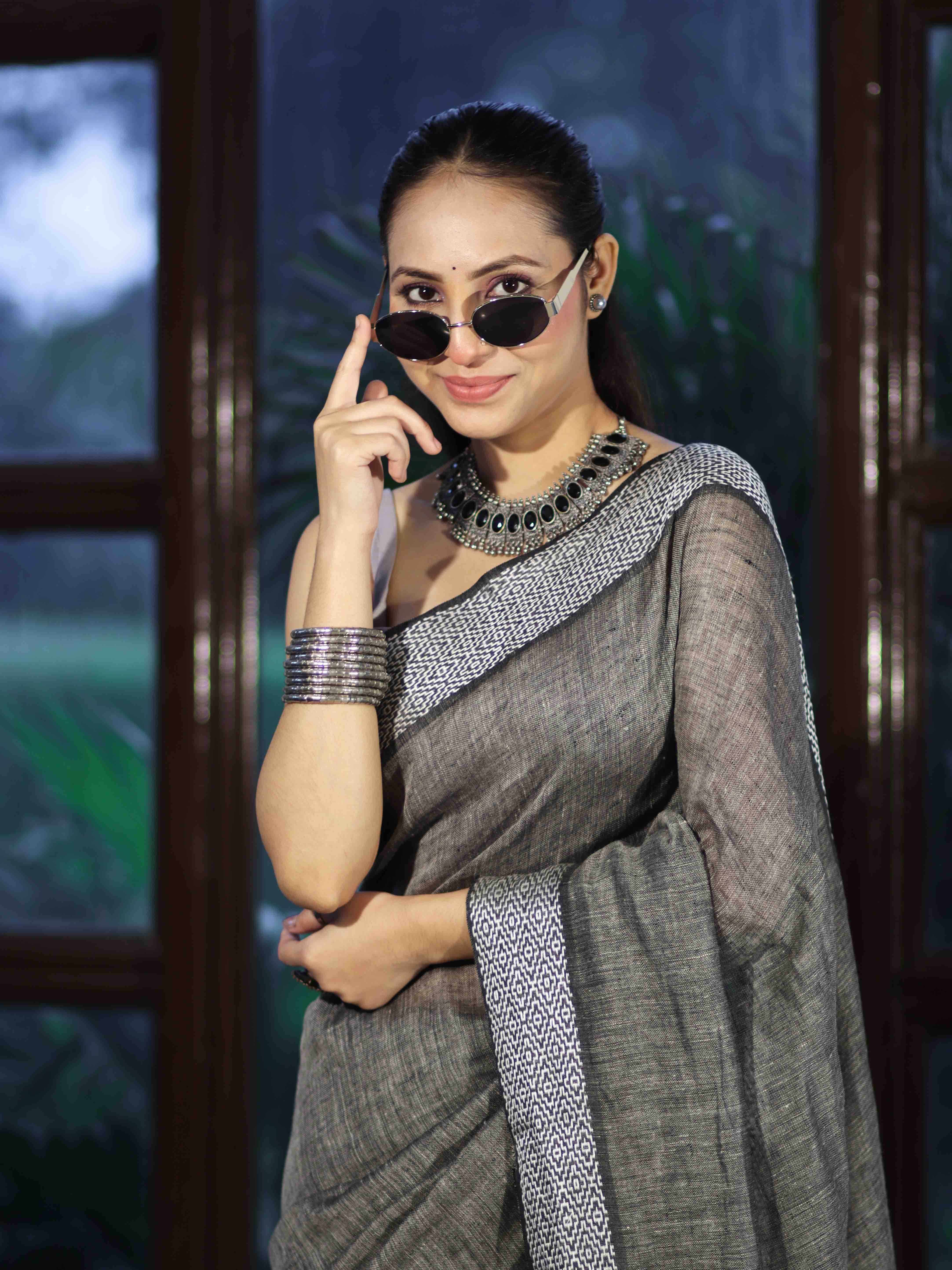 Bhagalpur Handloom Pure Linen Cotton Saree With Resham Embroidered Border-Grey