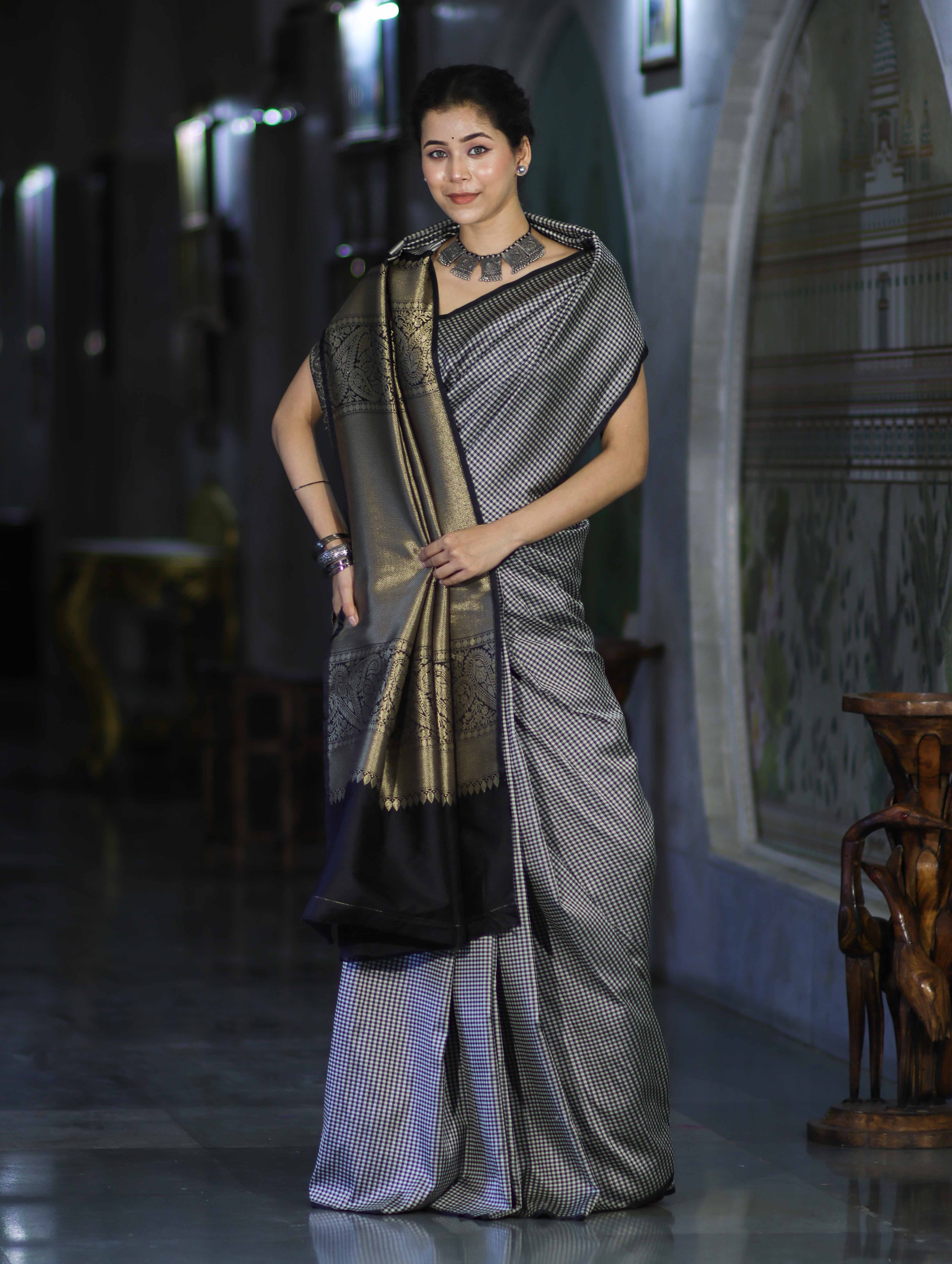 Banarasee Semi Silk Saree With Checks Pattern & Zari Woven Pallu-Black & White