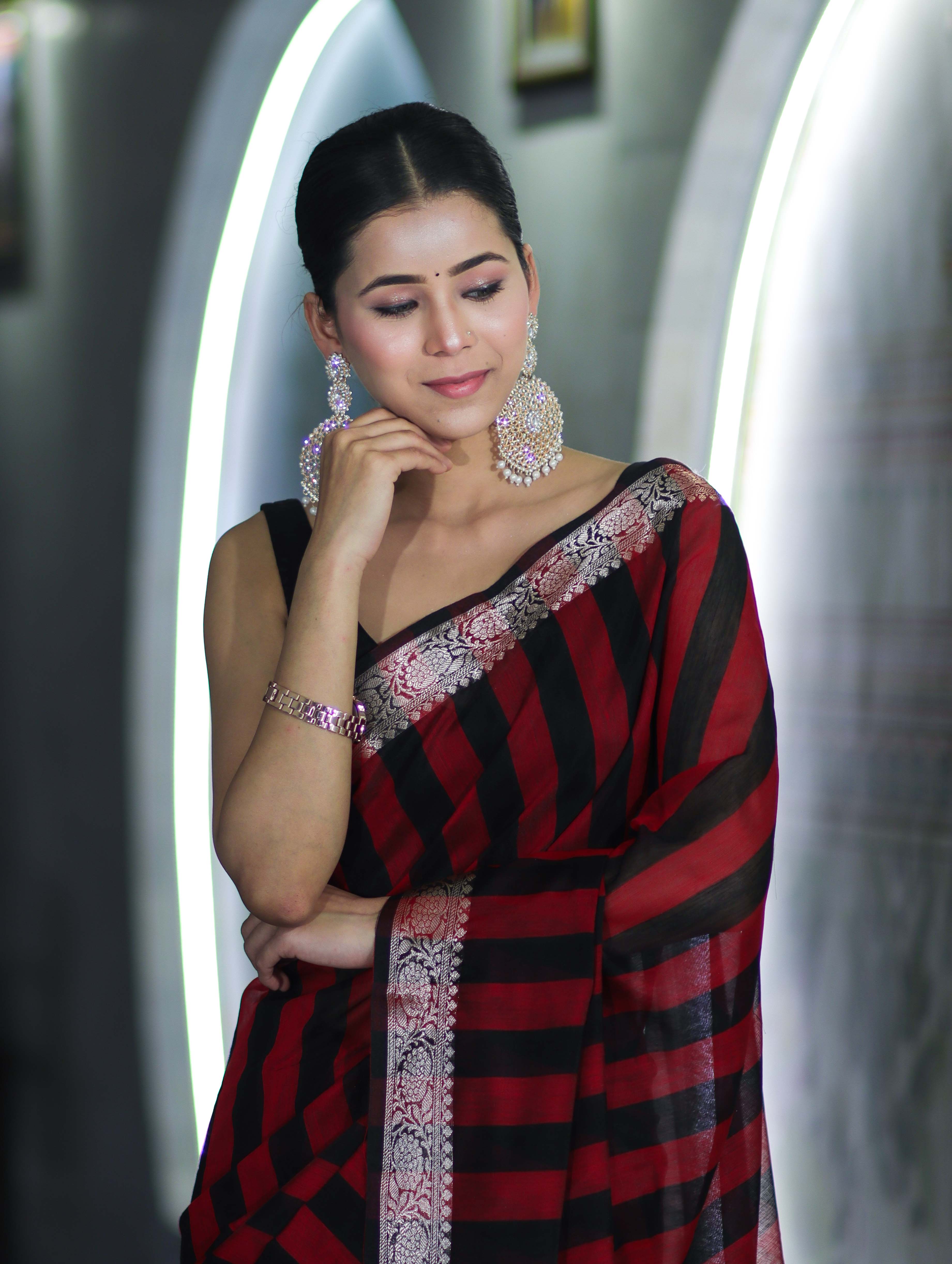 Banarasee Cotton Silk Saree With Stripes Pattern & Floral Zari Border-Maroon & Black