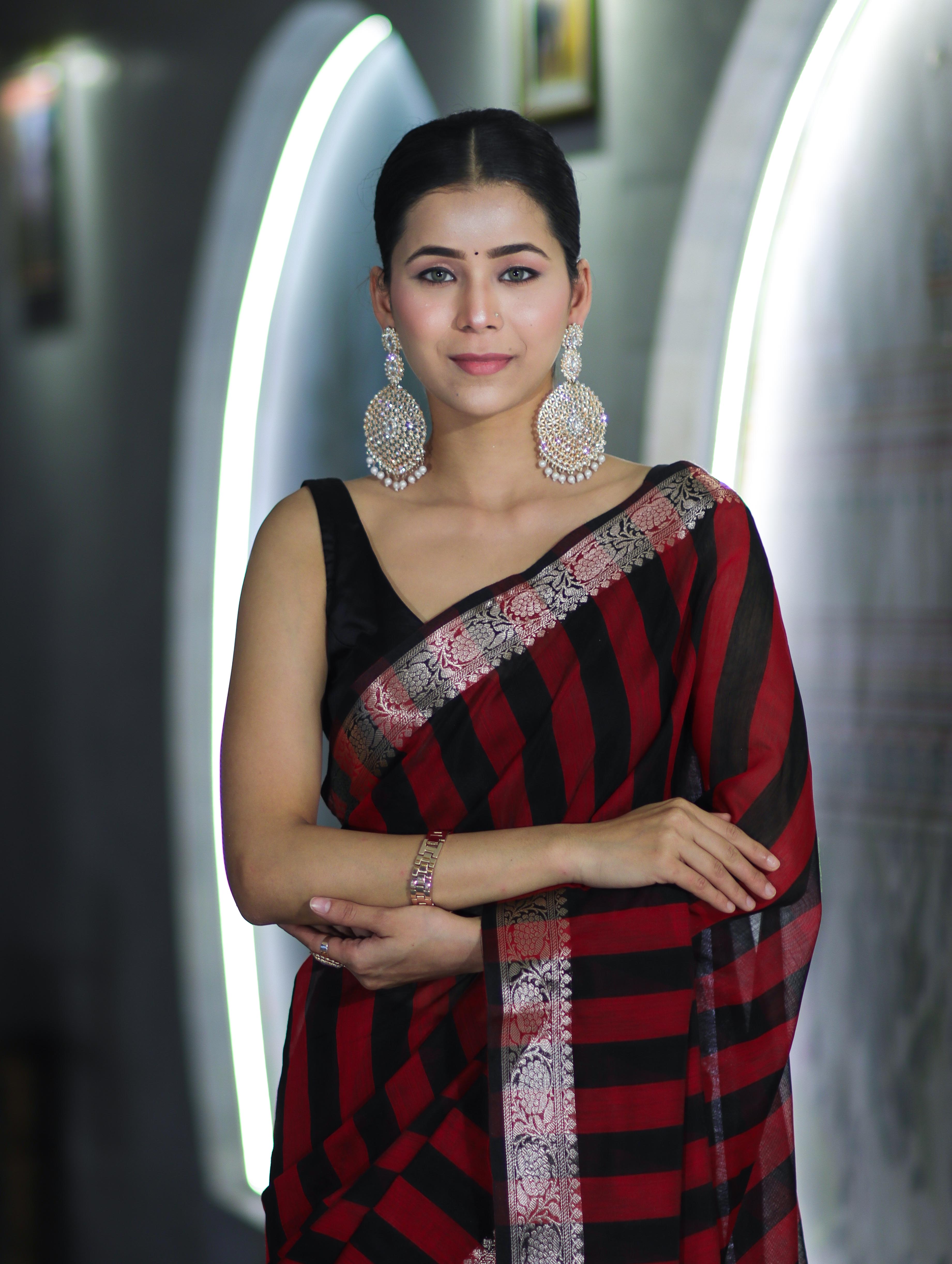 Banarasee Cotton Silk Saree With Stripes Pattern & Floral Zari Border-Maroon & Black