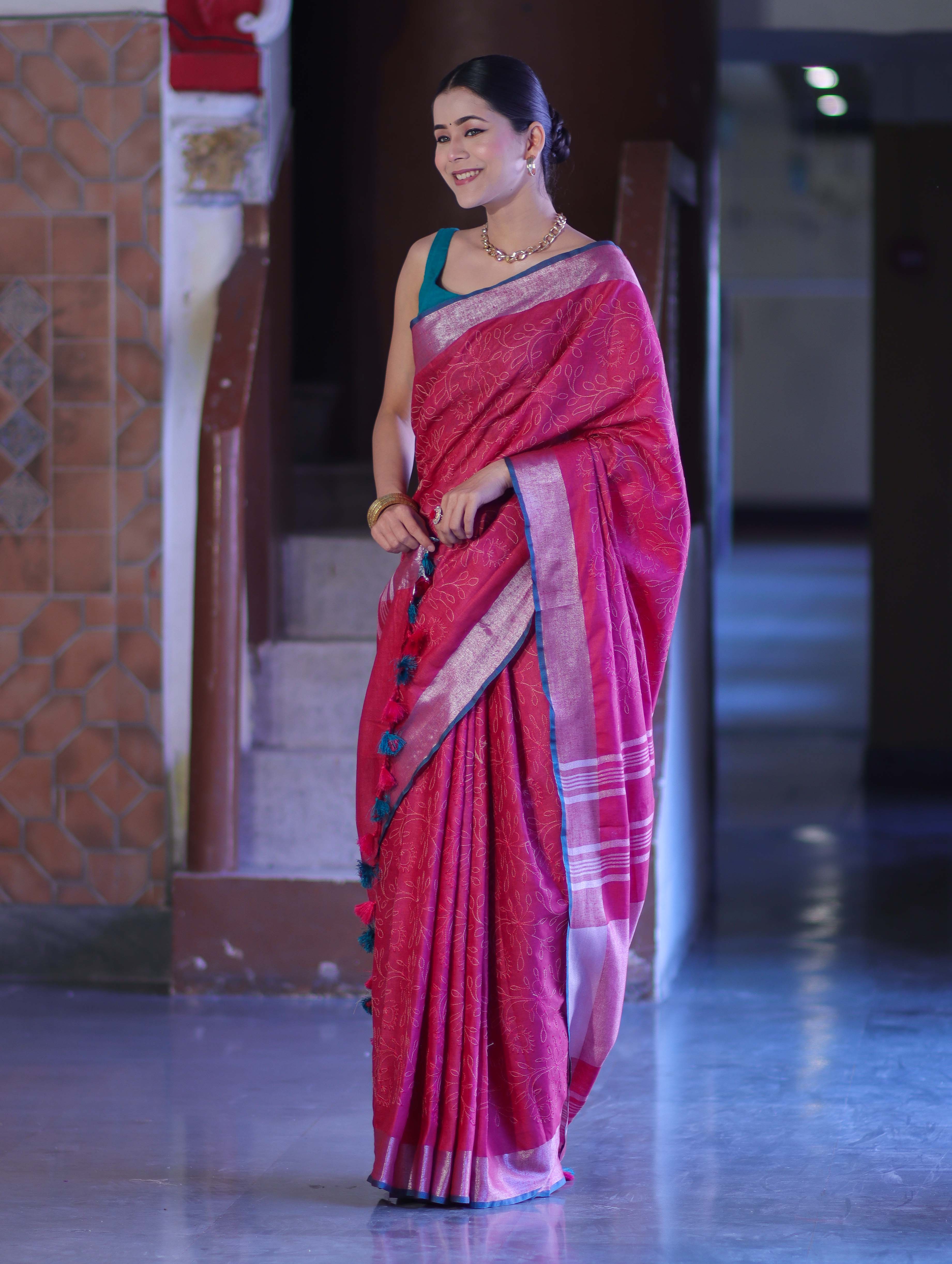 Bhagalpur Handloom Pure Linen Saree With Floral Thread Embroidery-Magenta & Green
