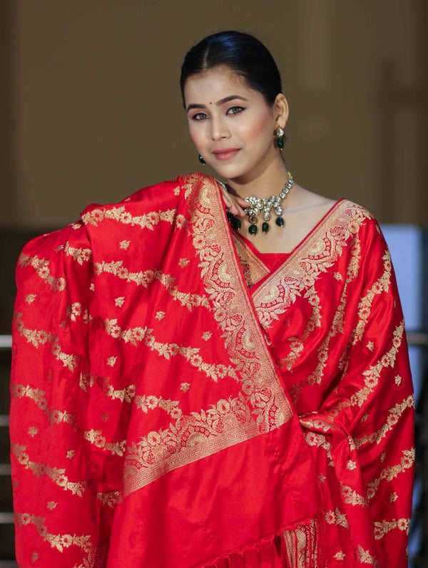Banarasee Semi Katan Silk Zari Work Salwar Kameez Fabric With Dupatta Set-Red