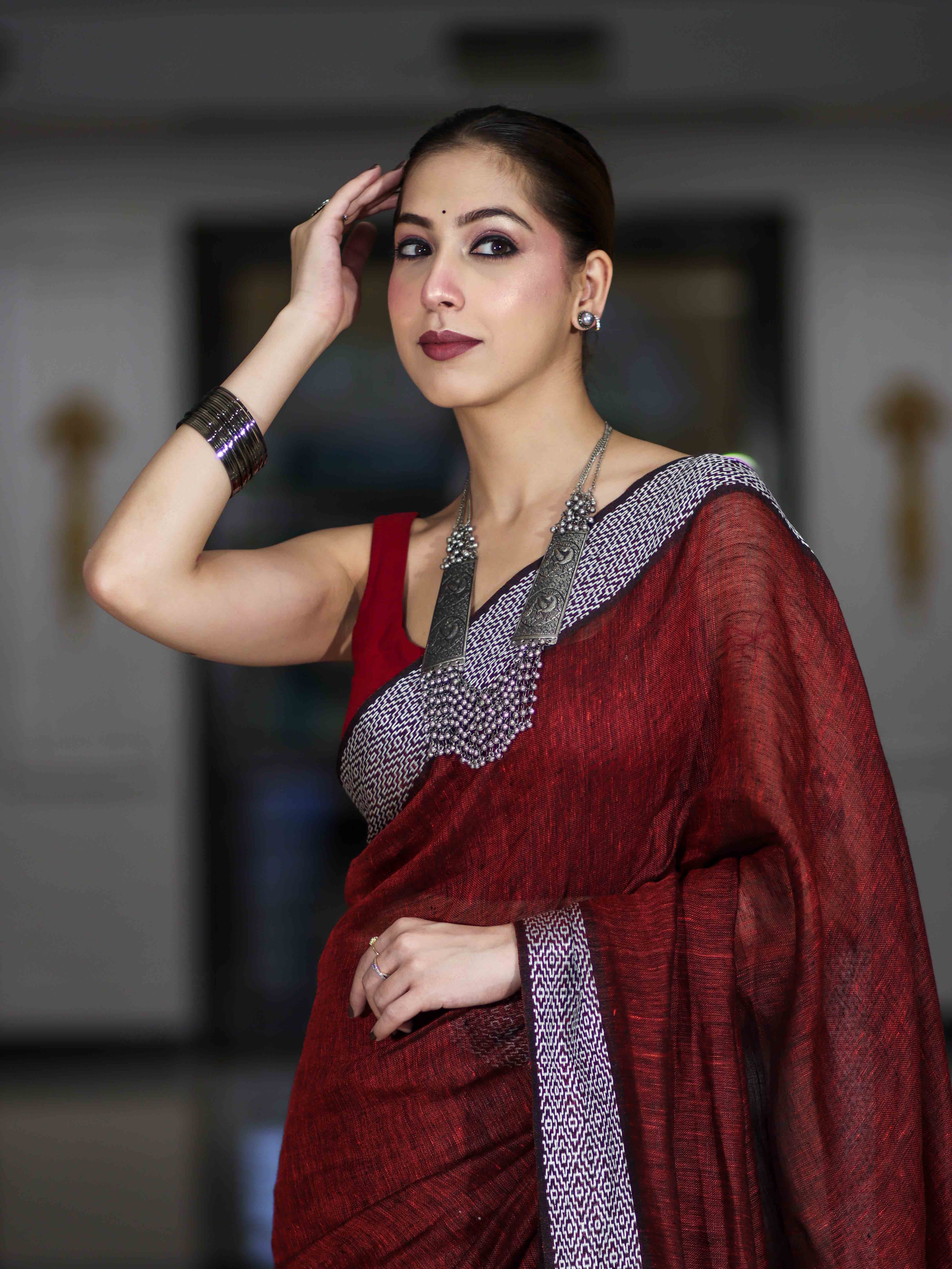 Bhagalpur Handloom Pure Linen Cotton Saree With Resham Embroidered Border-Maroon