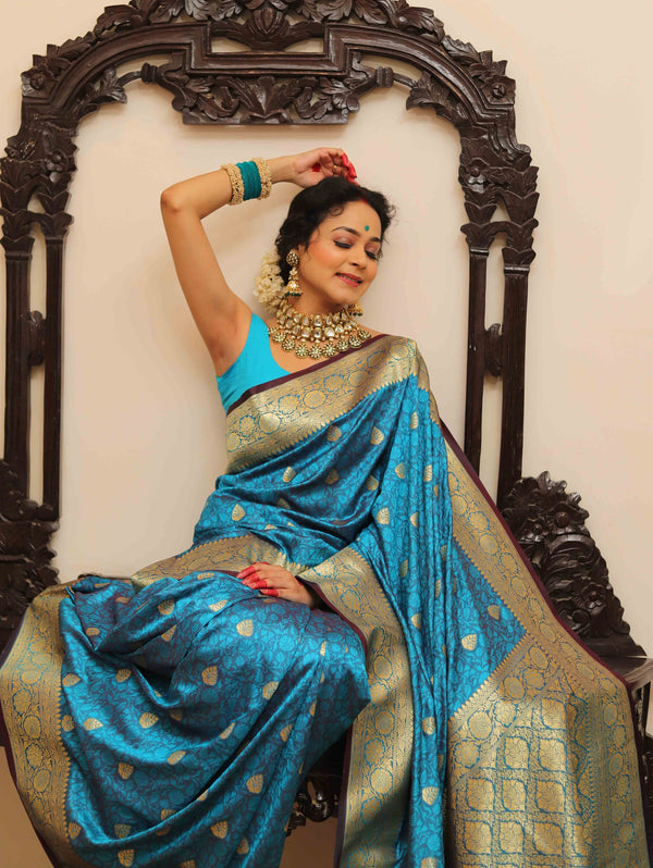 Banarasee Handwoven Semi-Katan Tanchoi Weaving Floral Border Saree-Blue
