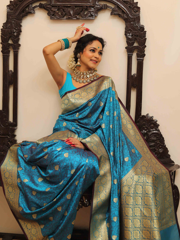 Banarasee Handwoven Semi-Katan Tanchoi Weaving Floral Border Saree-Blue