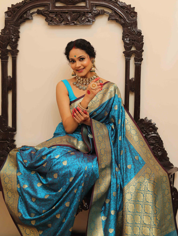 Banarasee Handwoven Semi-Katan Tanchoi Weaving Floral Border Saree-Blue