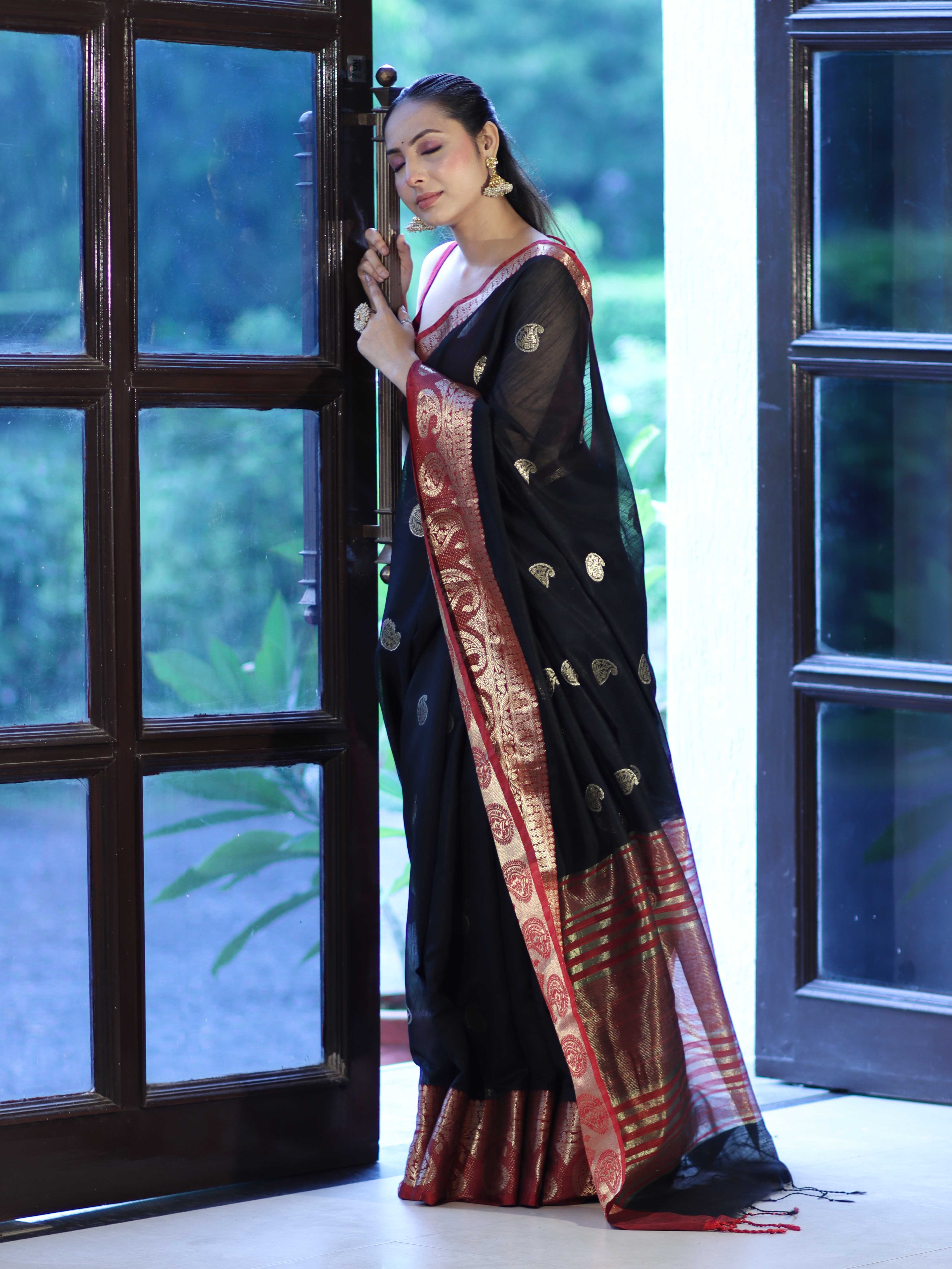 Banarasee Handloom Cotton Silk Saree With Zari Work & Contrast Border-Black & Maroon