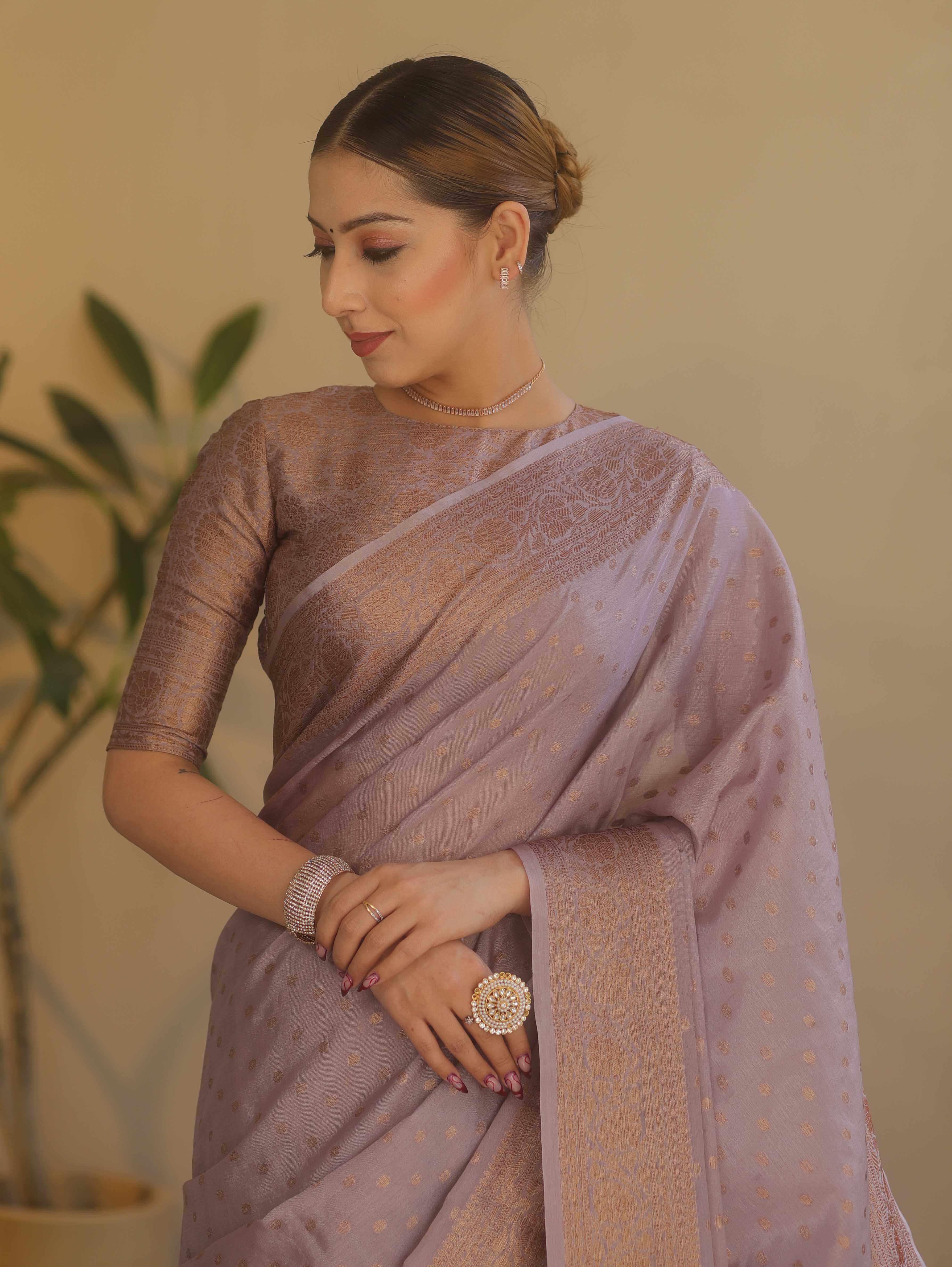 Banarasee Handwoven Semi Silk Saree With Antiue Zari Buti & Border-Mauve