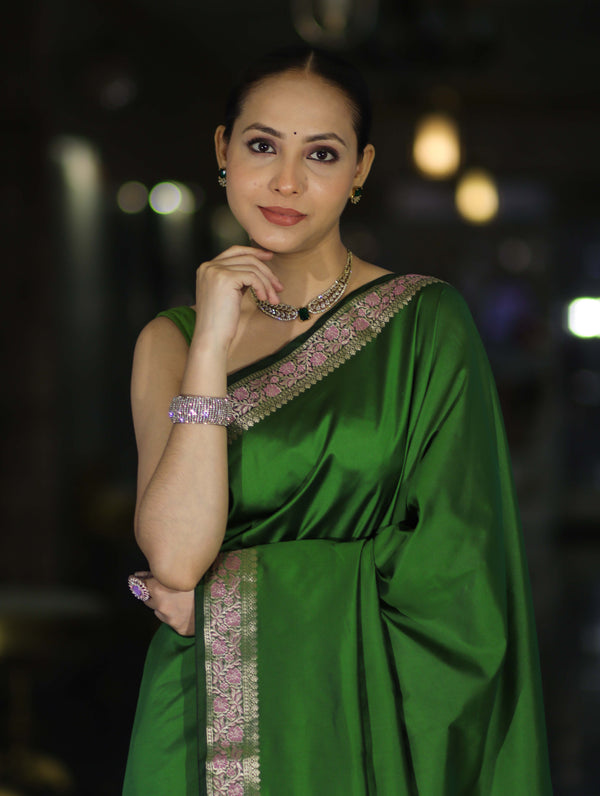 Banarasee Handloom Semi Silk Plain Saree With Floral Zari Border-Green