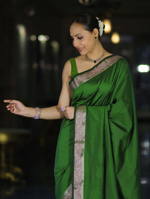 Banarasee Handloom Semi Silk Plain Saree With Floral Zari Border-Green