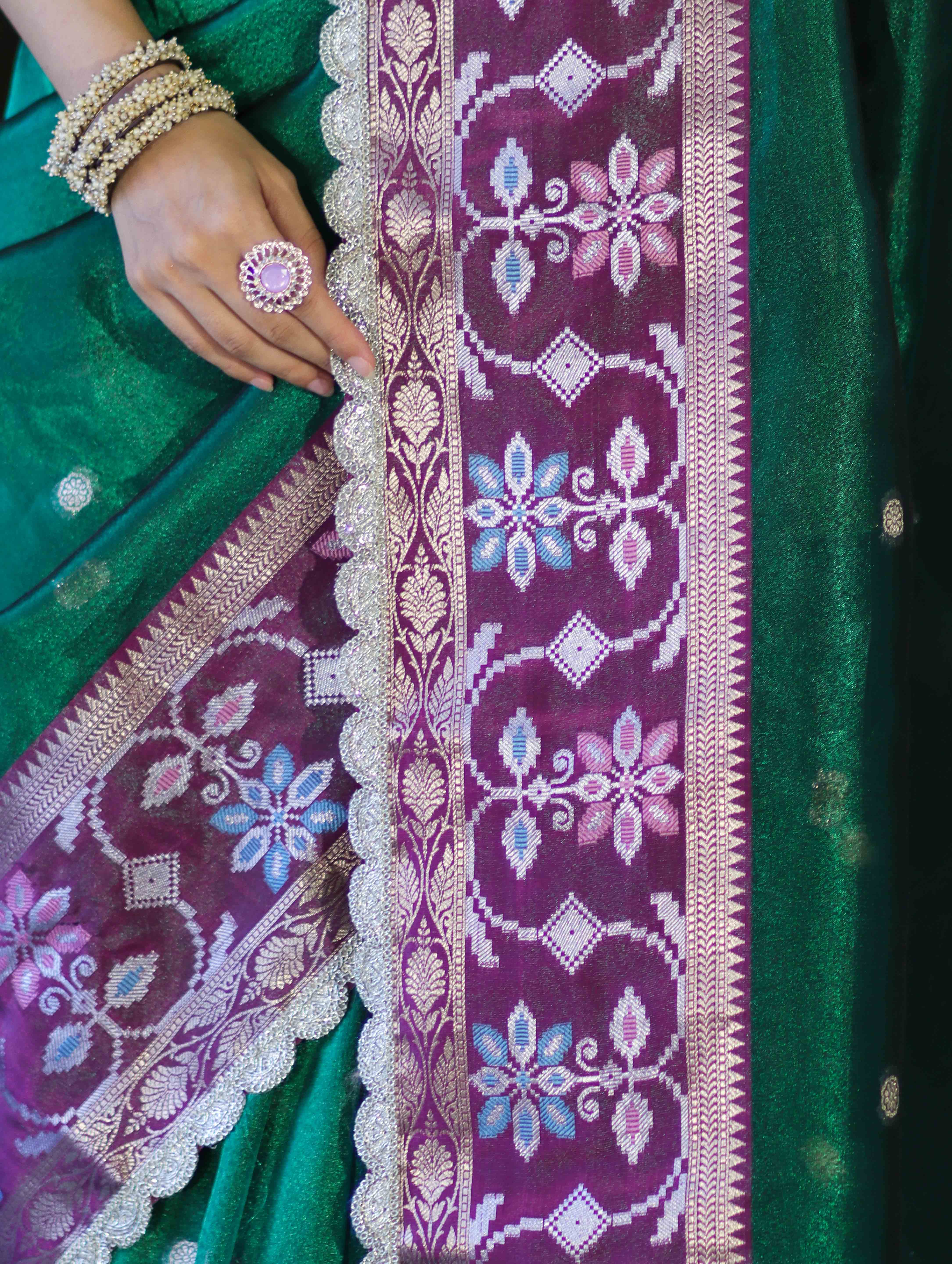 Banarasee Handwoven Tissue Saree With Buti Design Contrast Meena Border & Lace-Green & Violet