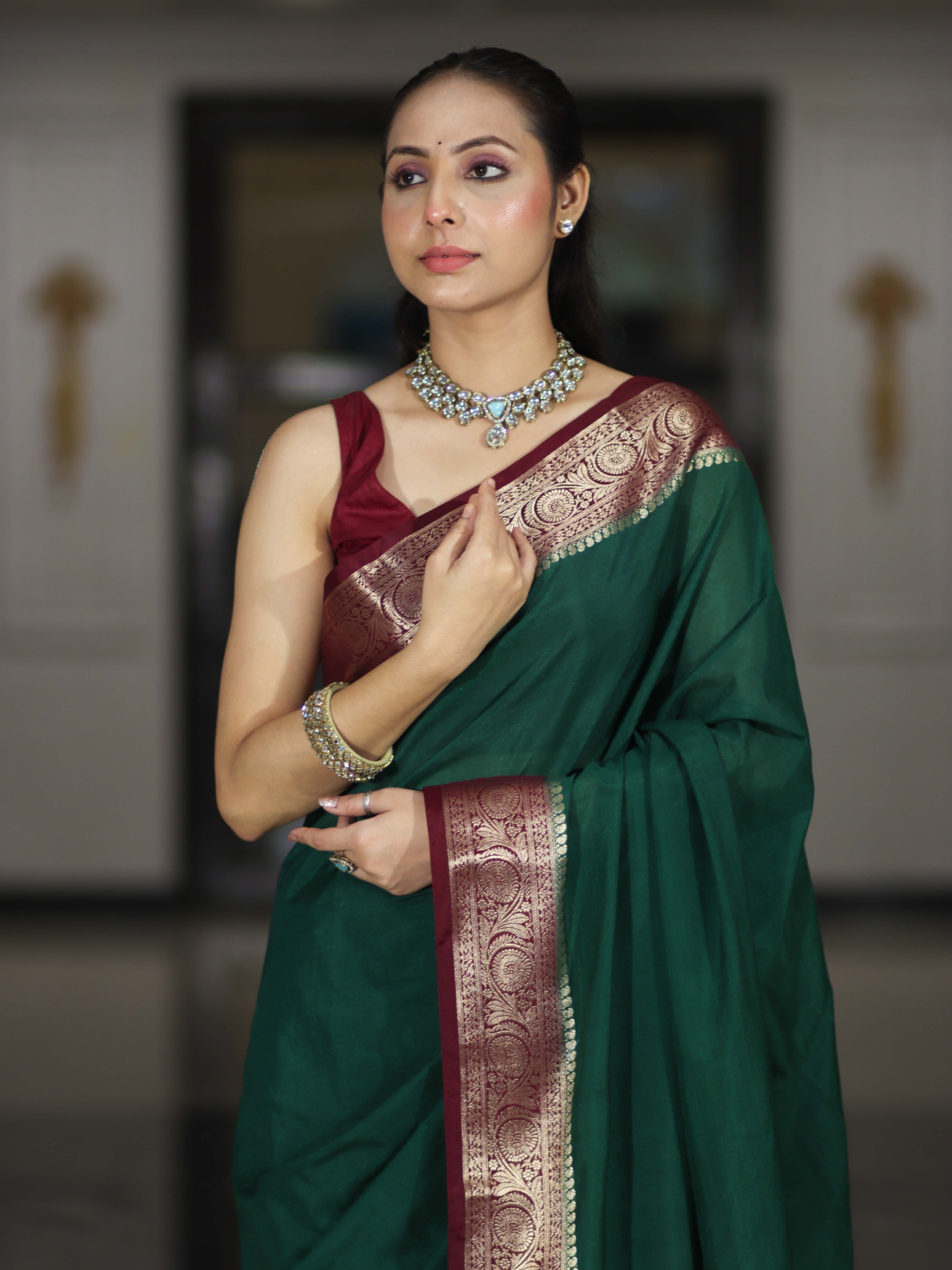 Banarasee Handloom Plain Semi Silk Saree With Zari Woven Contrast Border-Green & Maroon