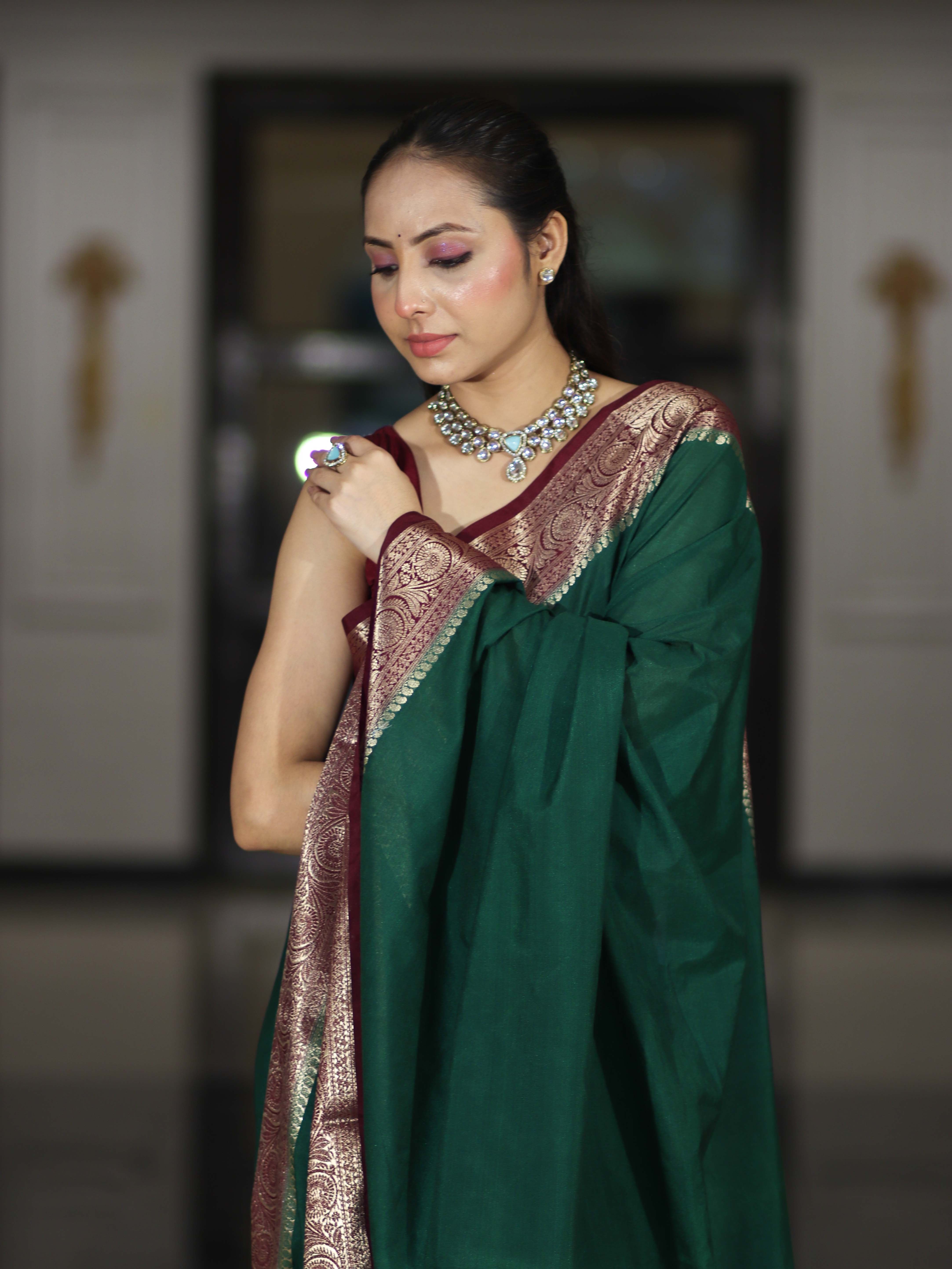 Banarasee Handloom Plain Semi Silk Saree With Zari Woven Contrast Border-Green & Maroon