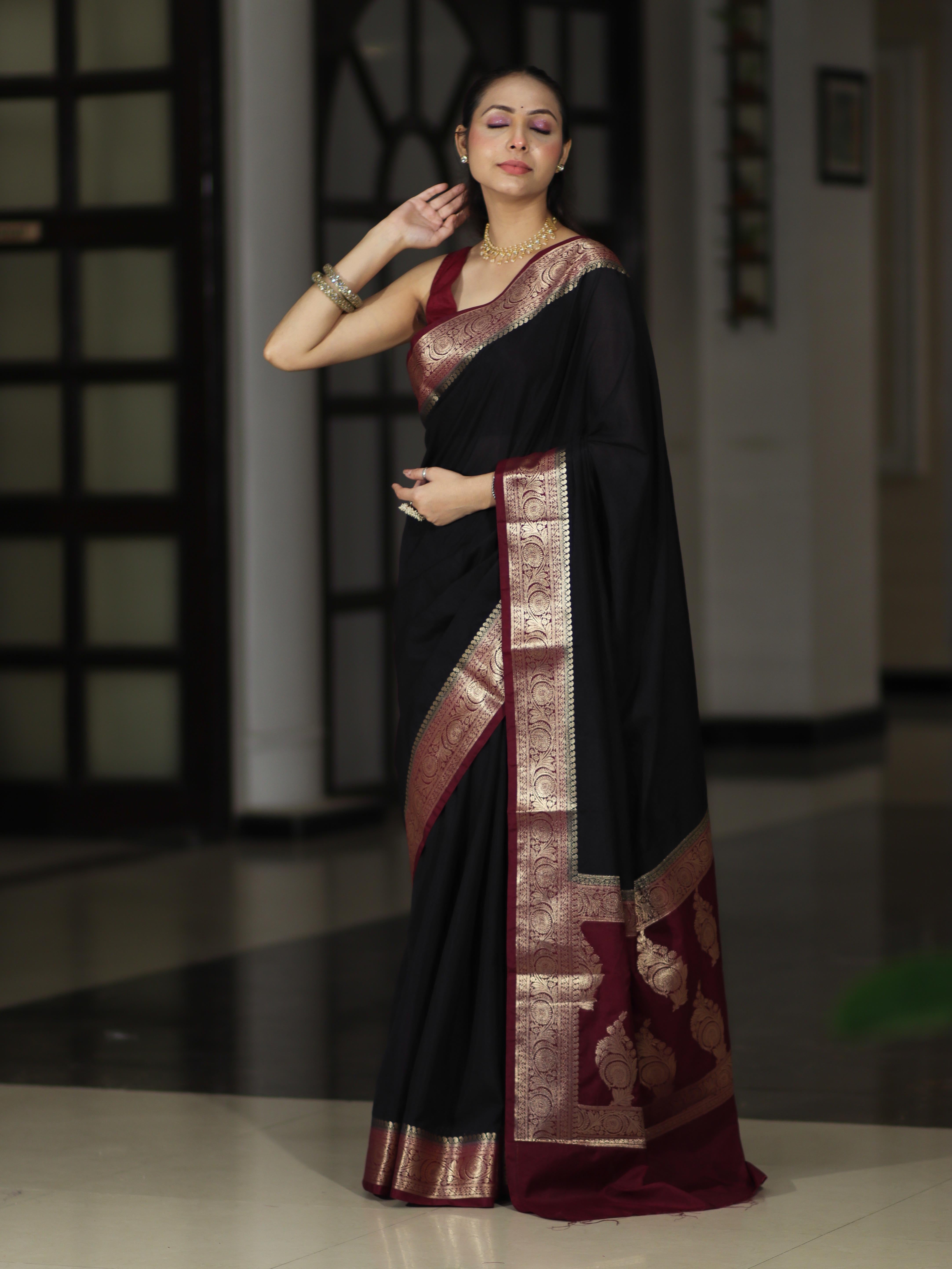 Banarasee Handloom Plain Semi Silk Saree With Zari Woven Contrast Border-Black & Maroon