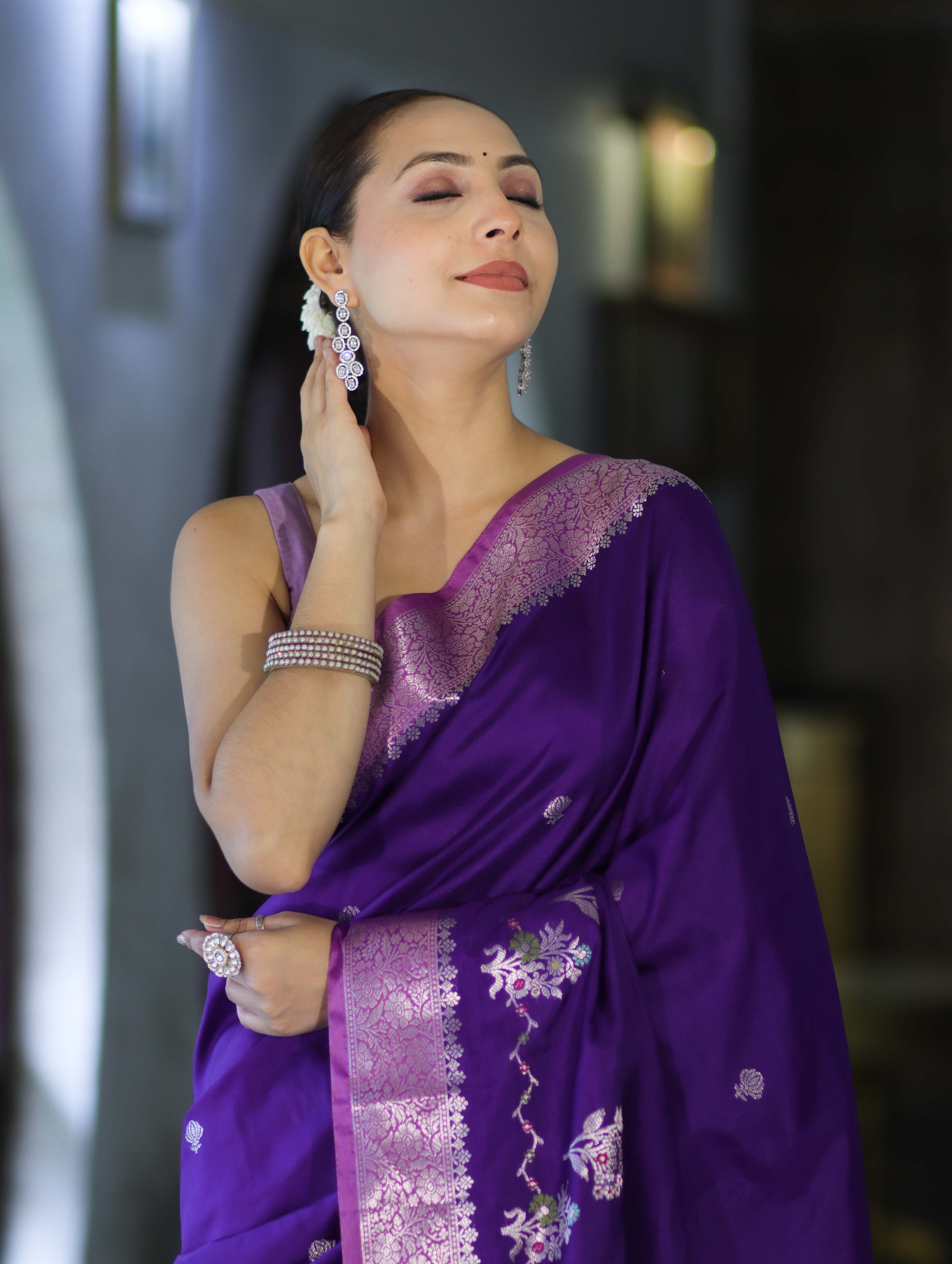 Banarasee Handloom Semi Silk Saree With Zari Design & Contrast Border-Violet