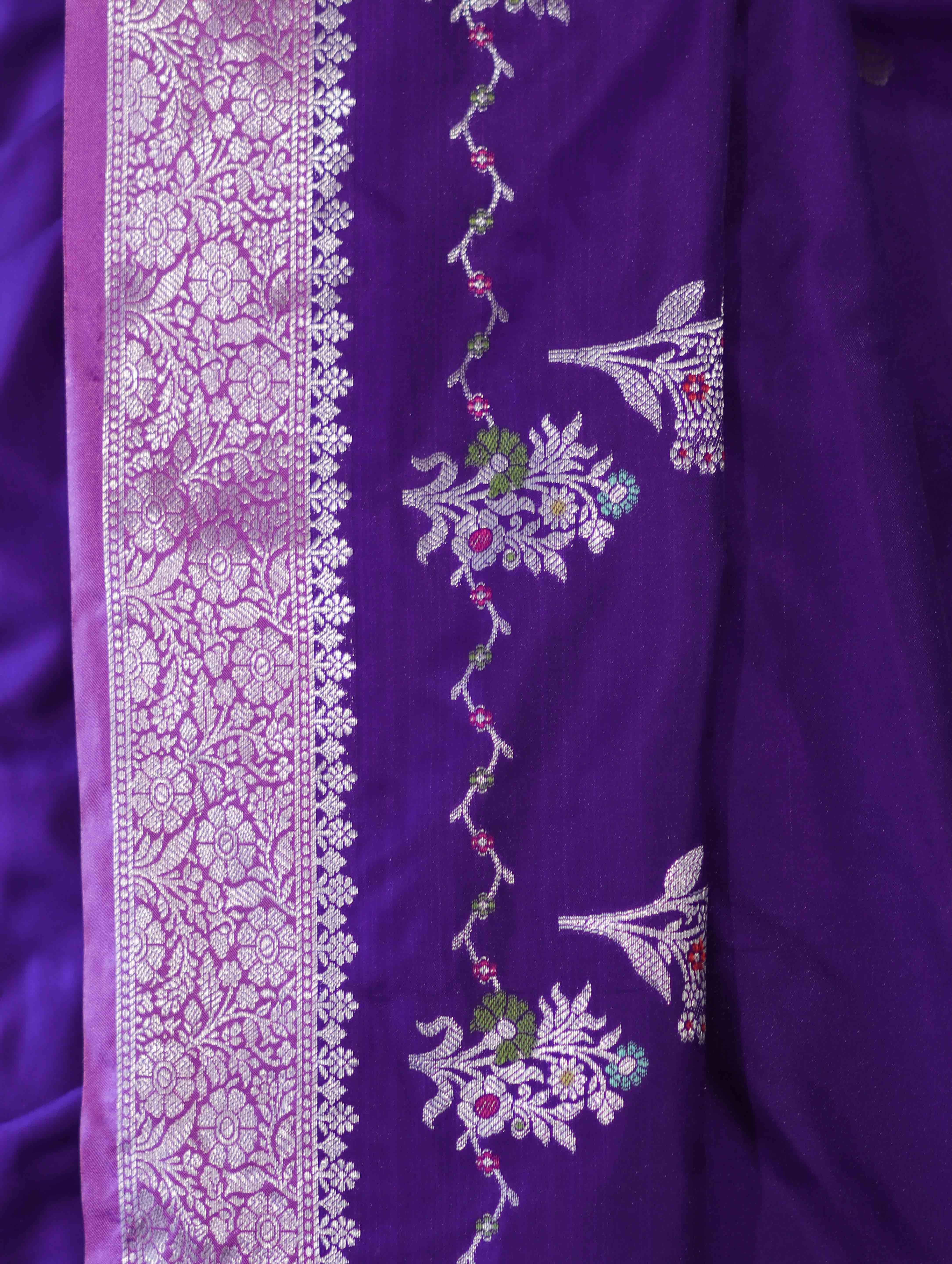 Banarasee Handloom Semi Silk Saree With Zari Design & Contrast Border-Violet