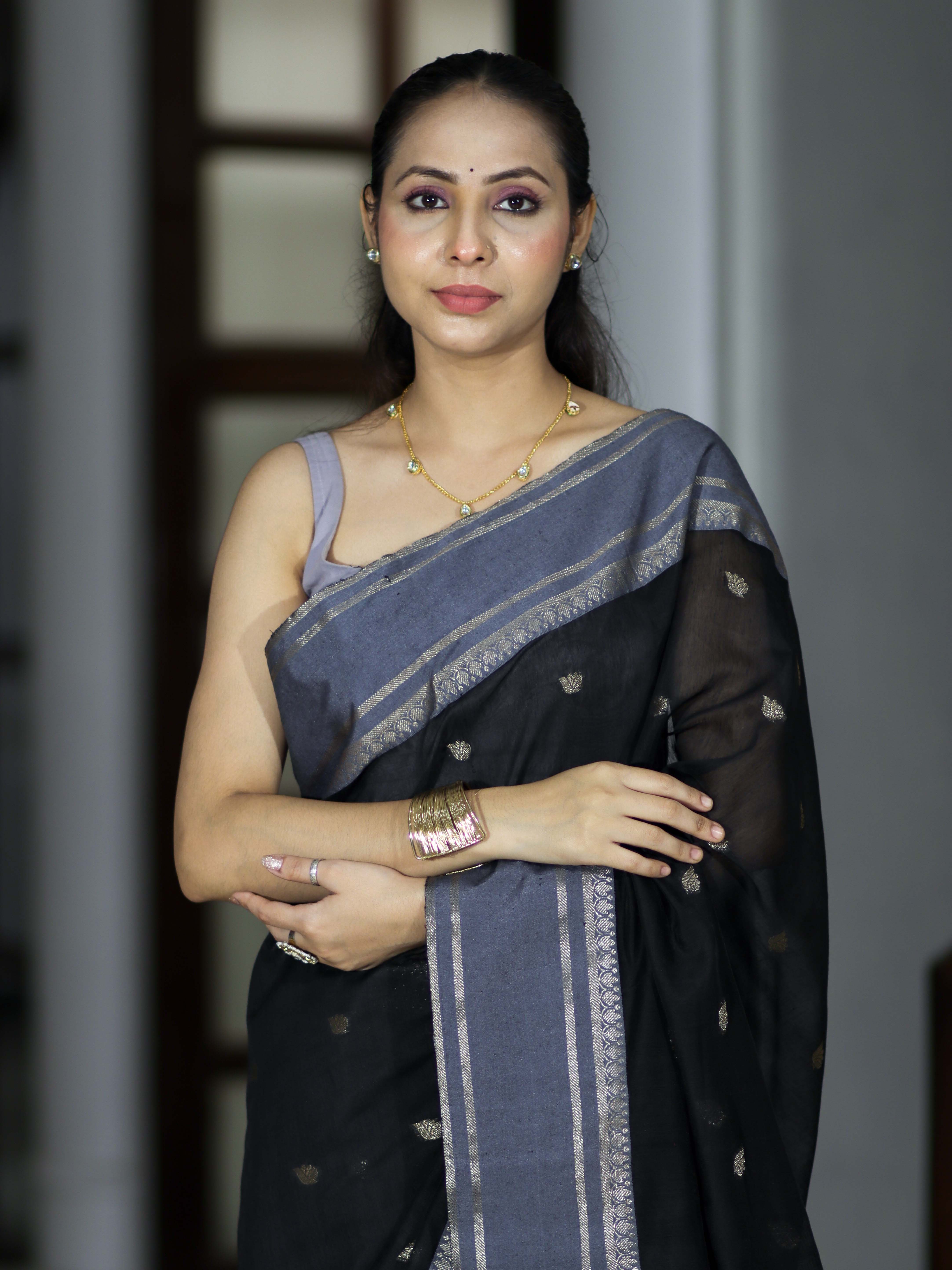 Banarasee Handloom Cotton Silk Saree With Zari Buti & Contrast Border-Black & Grey