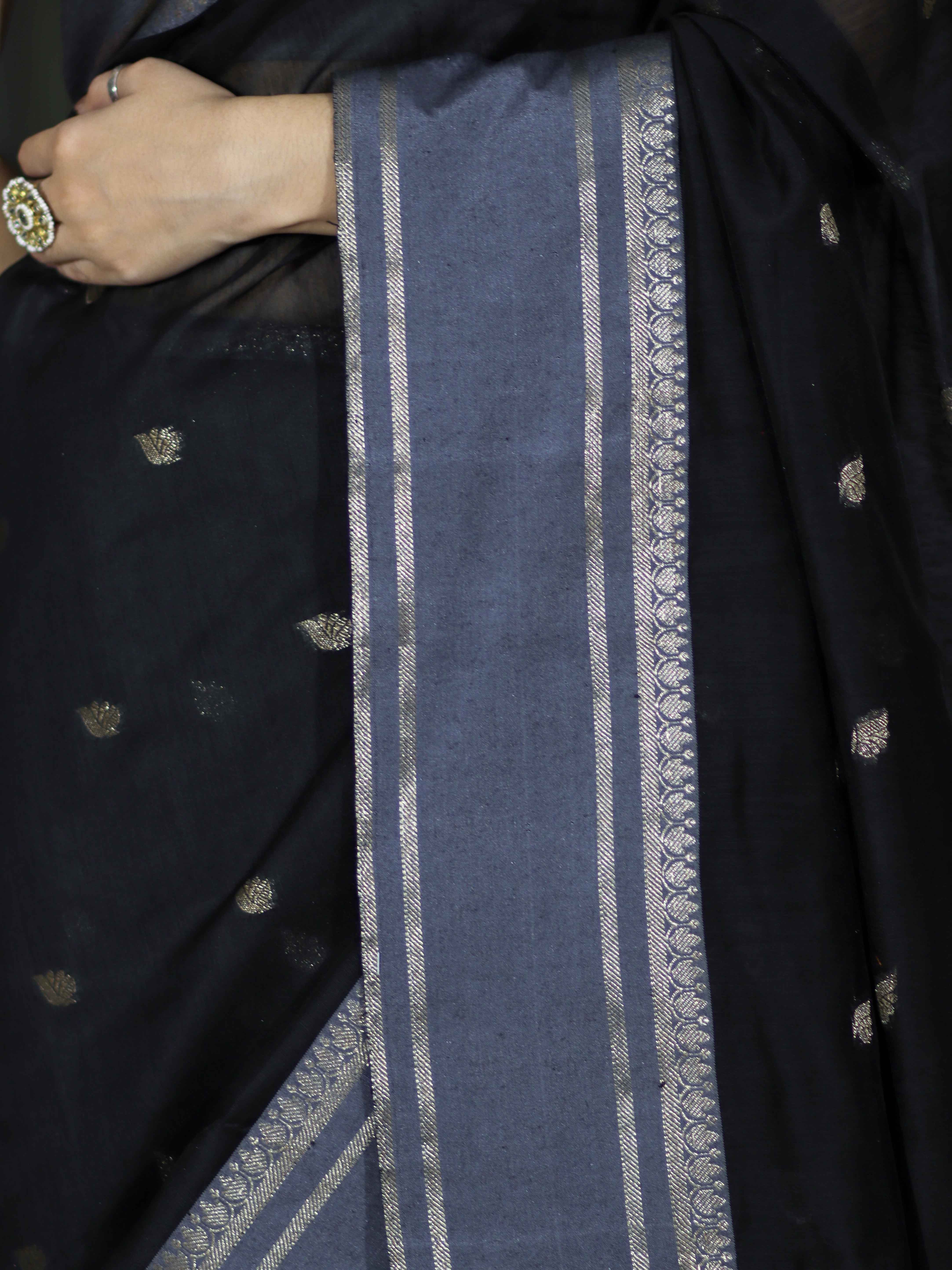 Banarasee Handloom Cotton Silk Saree With Zari Buti & Contrast Border-Black & Grey
