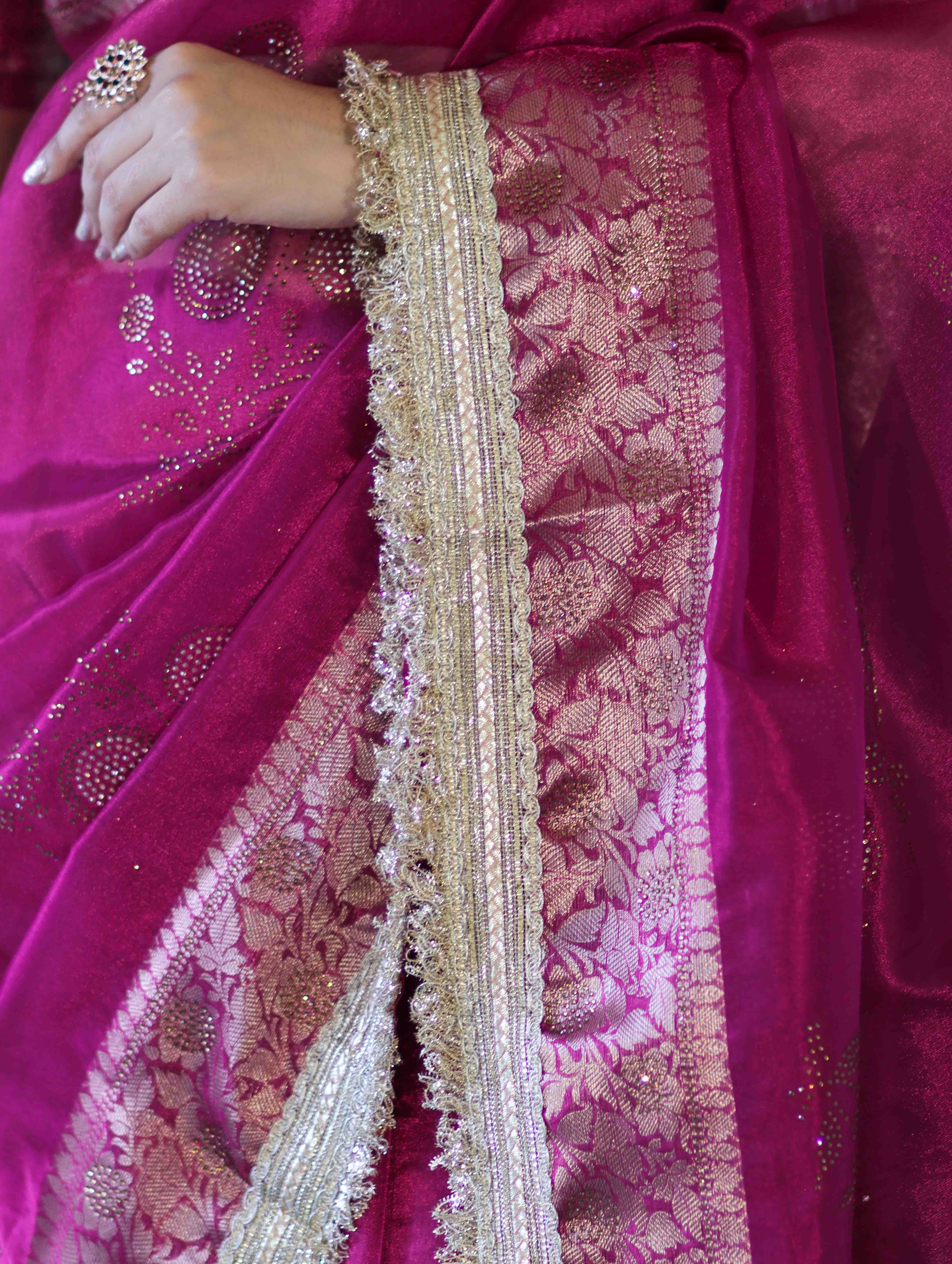 Banarasee Handwoven Tissue Saree With Swarovski Work Zari Border & Lace-Magenta