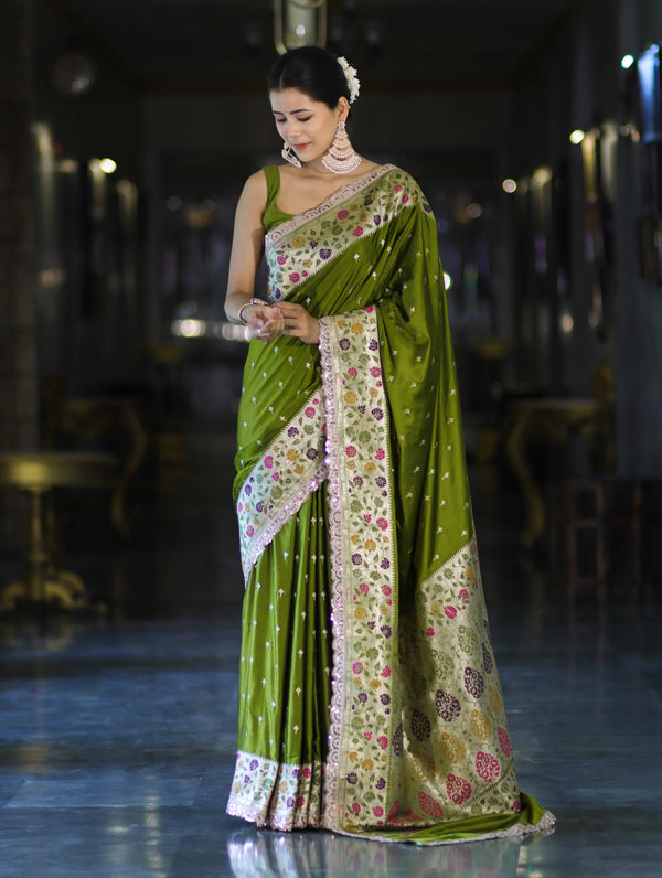 Banarasee Handloom Mashru Silk Saree With Buti Design Meenadar Border & Pallu-Green