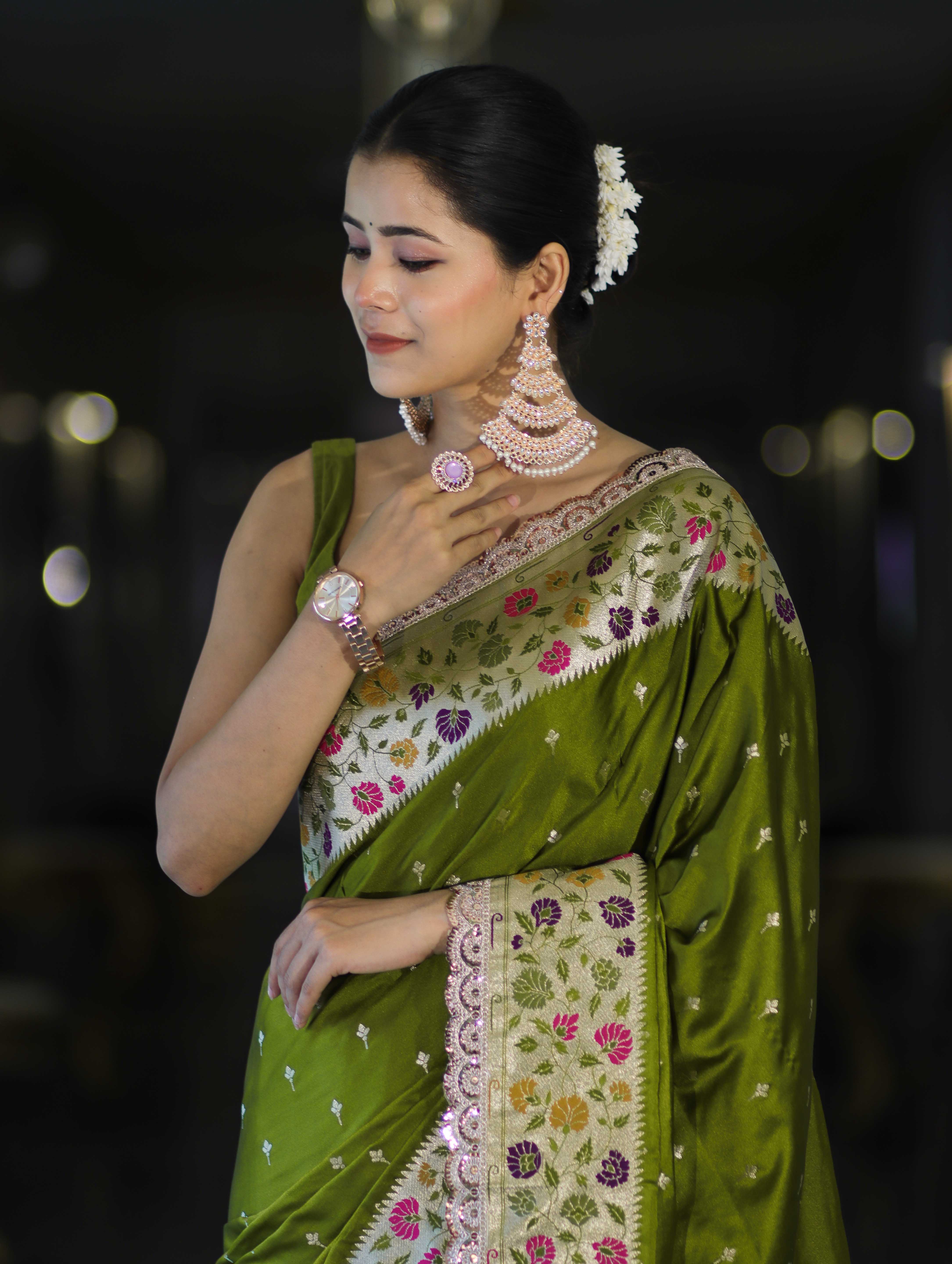 Banarasee Handloom Mashru Silk Saree With Buti Design Meenadar Border & Pallu-Green