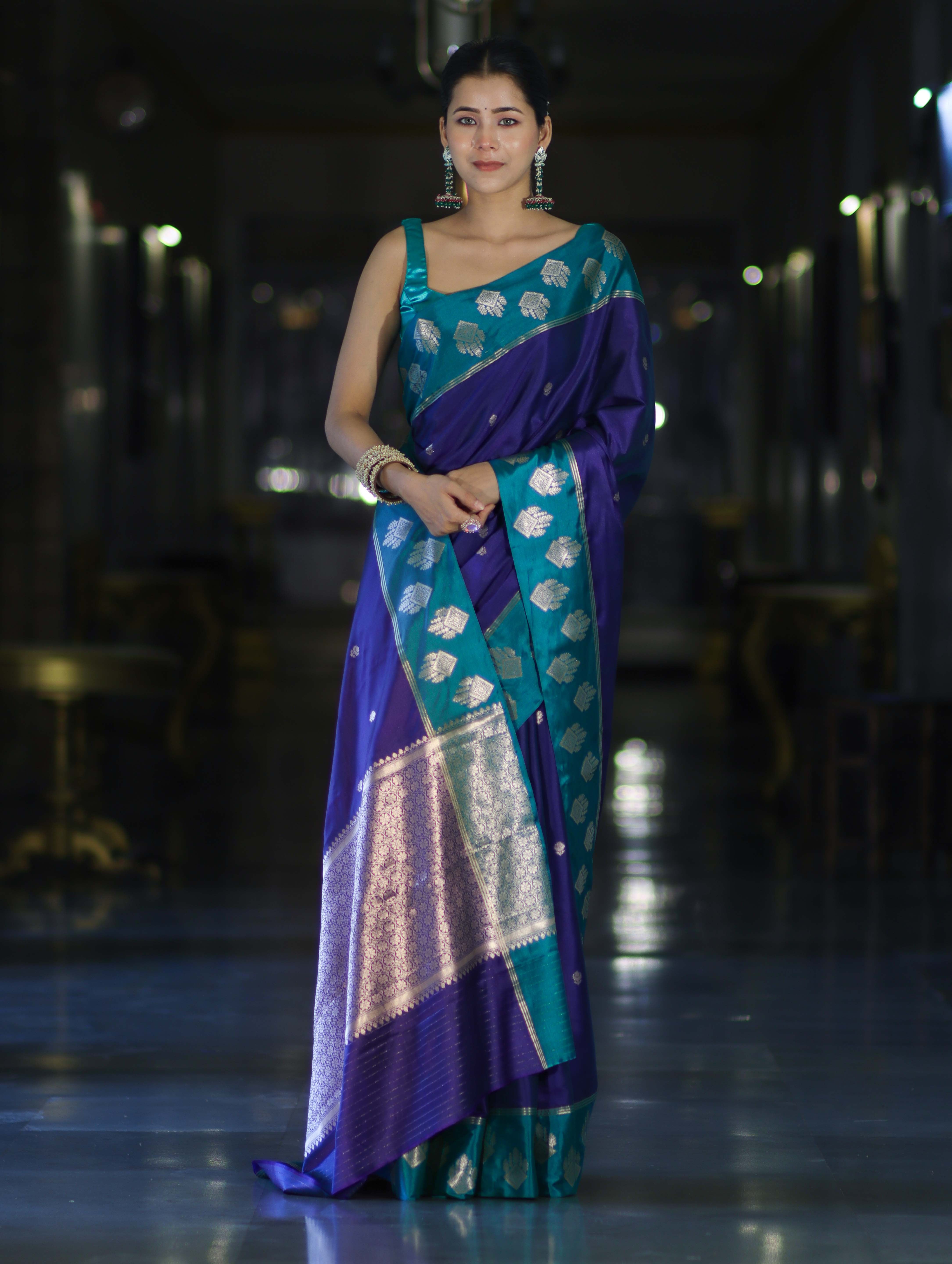 Banarasee Handloom Dual Tone Semi Silk Saree With Buti Design & Contrast Border-Violet & Teal Green