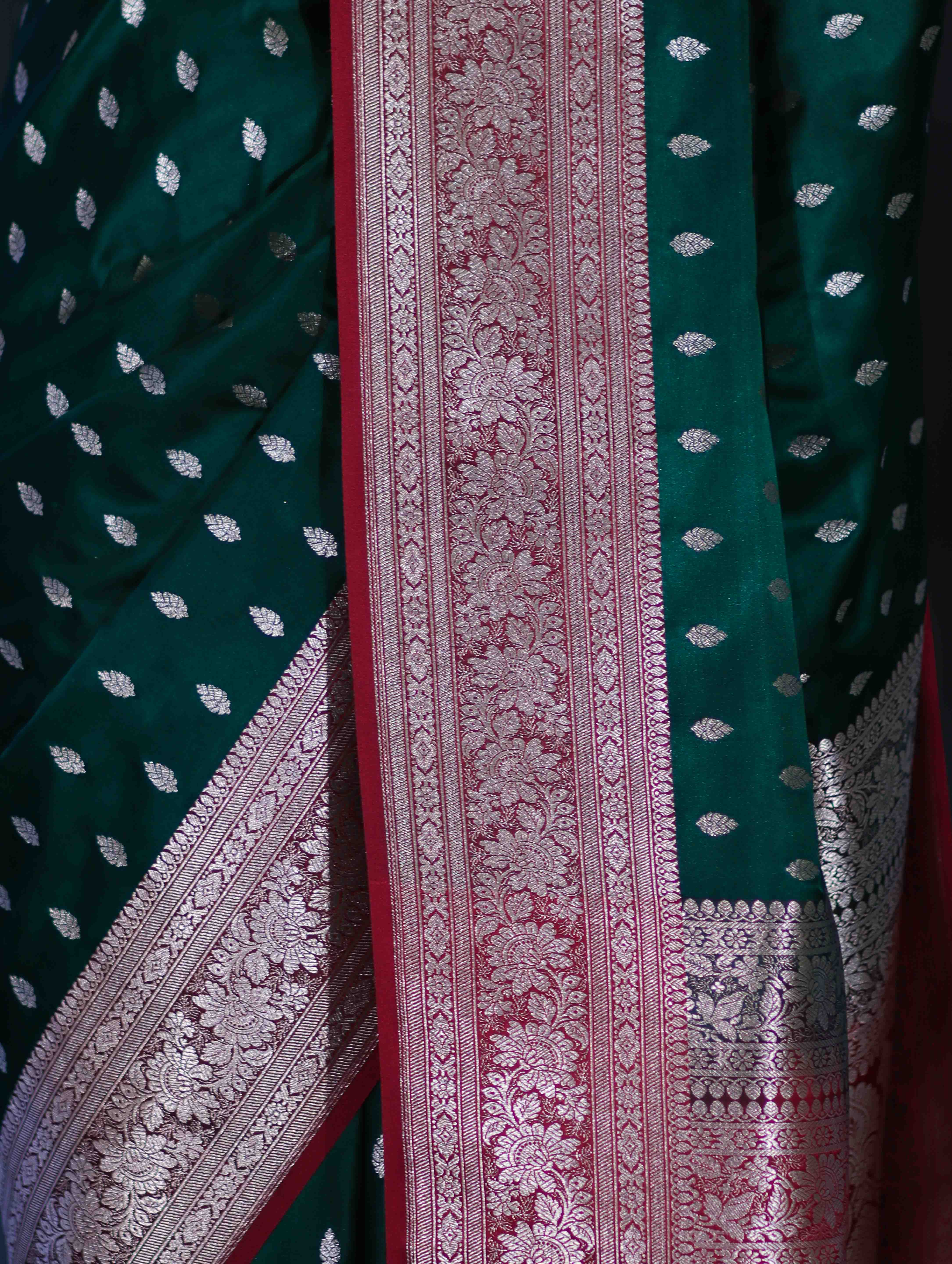 Banarasee Handloom Semi Katan Saree With Zari Buti Design & Contrast Border-Green & Maroon