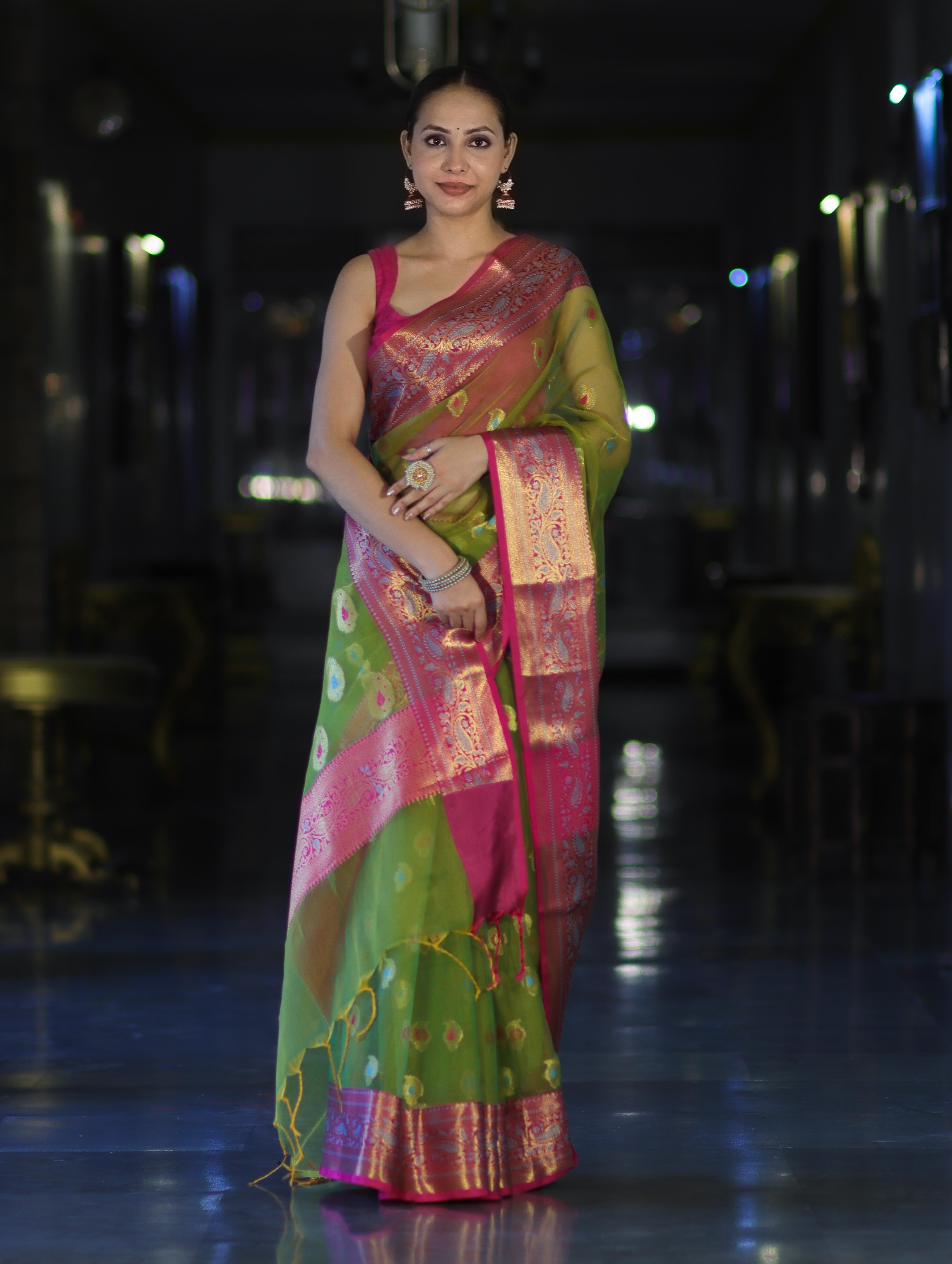 Banarasee Dual Tone Organza Mix Saree With Resham Zari Work & Contrast Border-Green & Pink