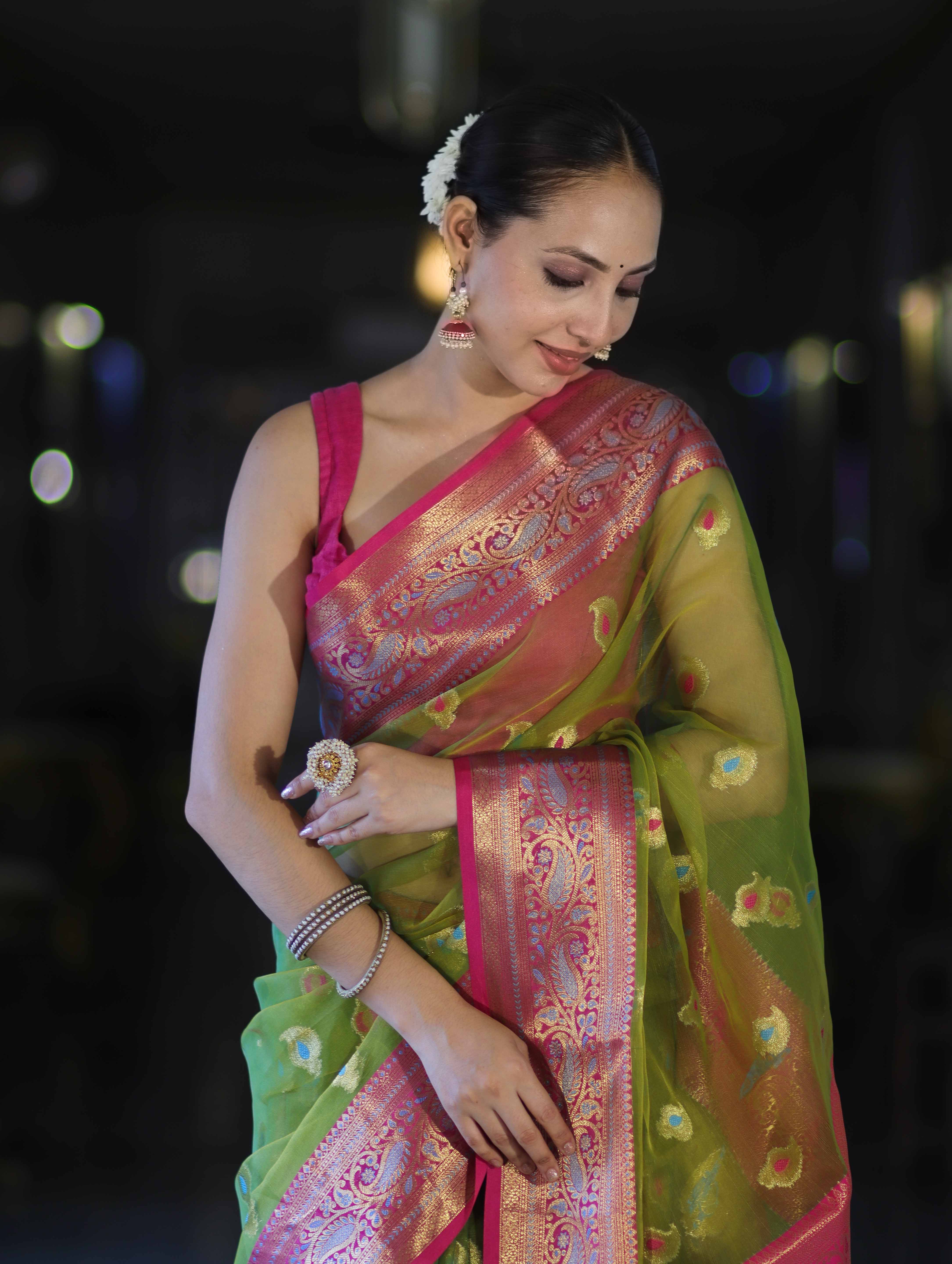 Banarasee Dual Tone Organza Mix Saree With Resham Zari Work & Contrast Border-Green & Pink