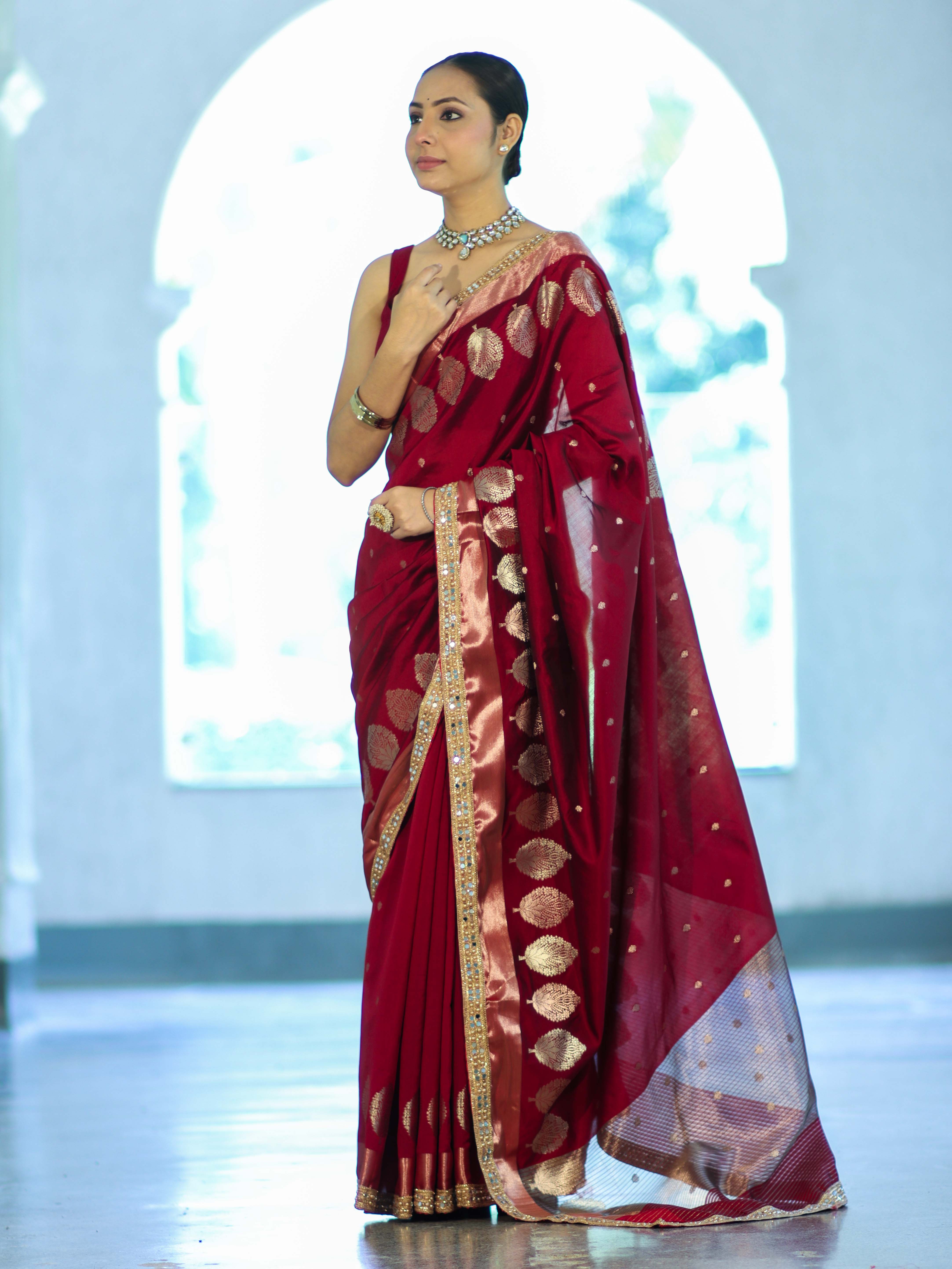 Banarasee Handloom Semi Silk Saree With Sona Rupa Zari Buti Design & Lace Border-Maroon