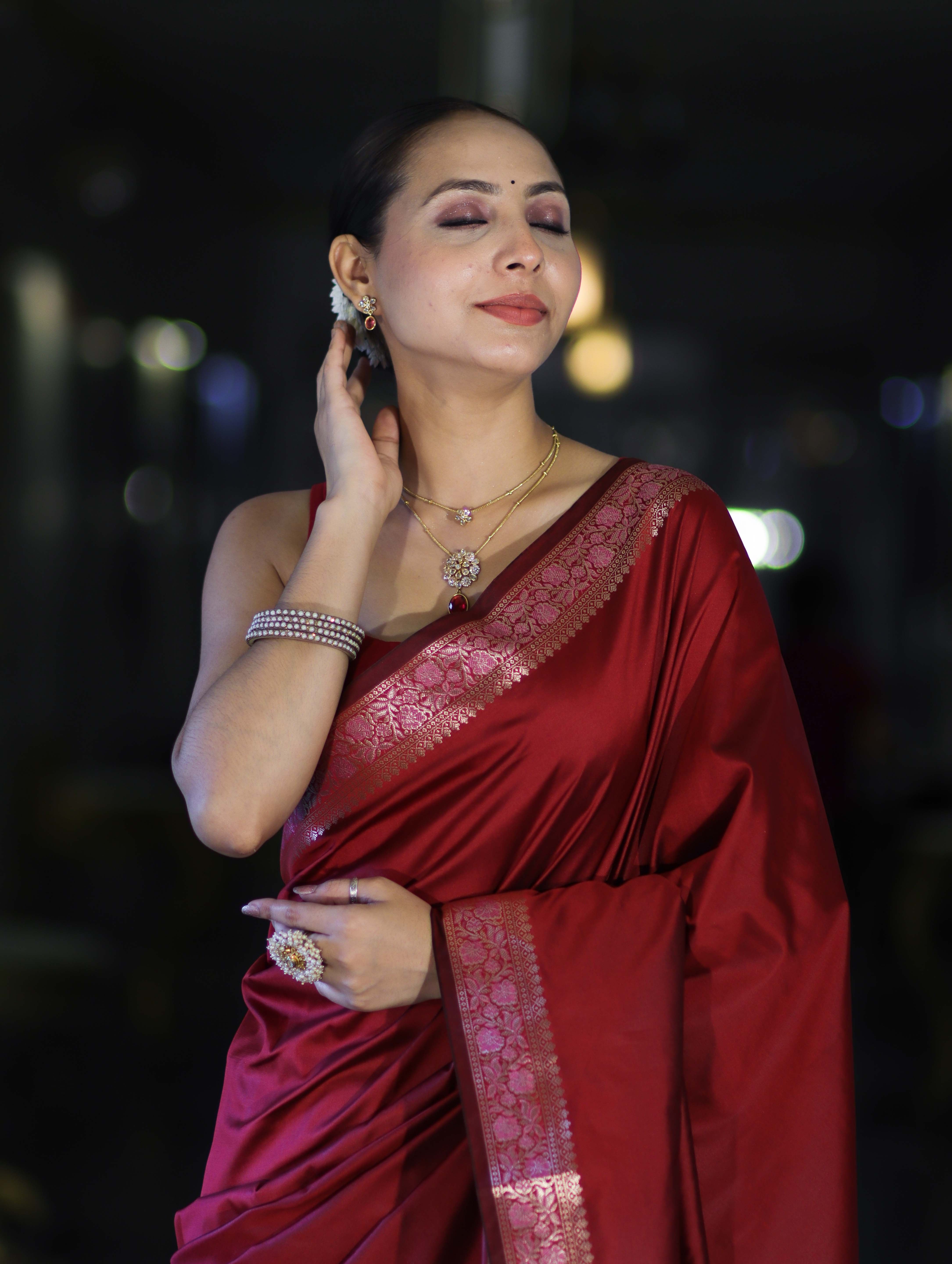 Banarasee Handloom Semi Silk Plain Saree With Floral Zari Border-Deep Maroon