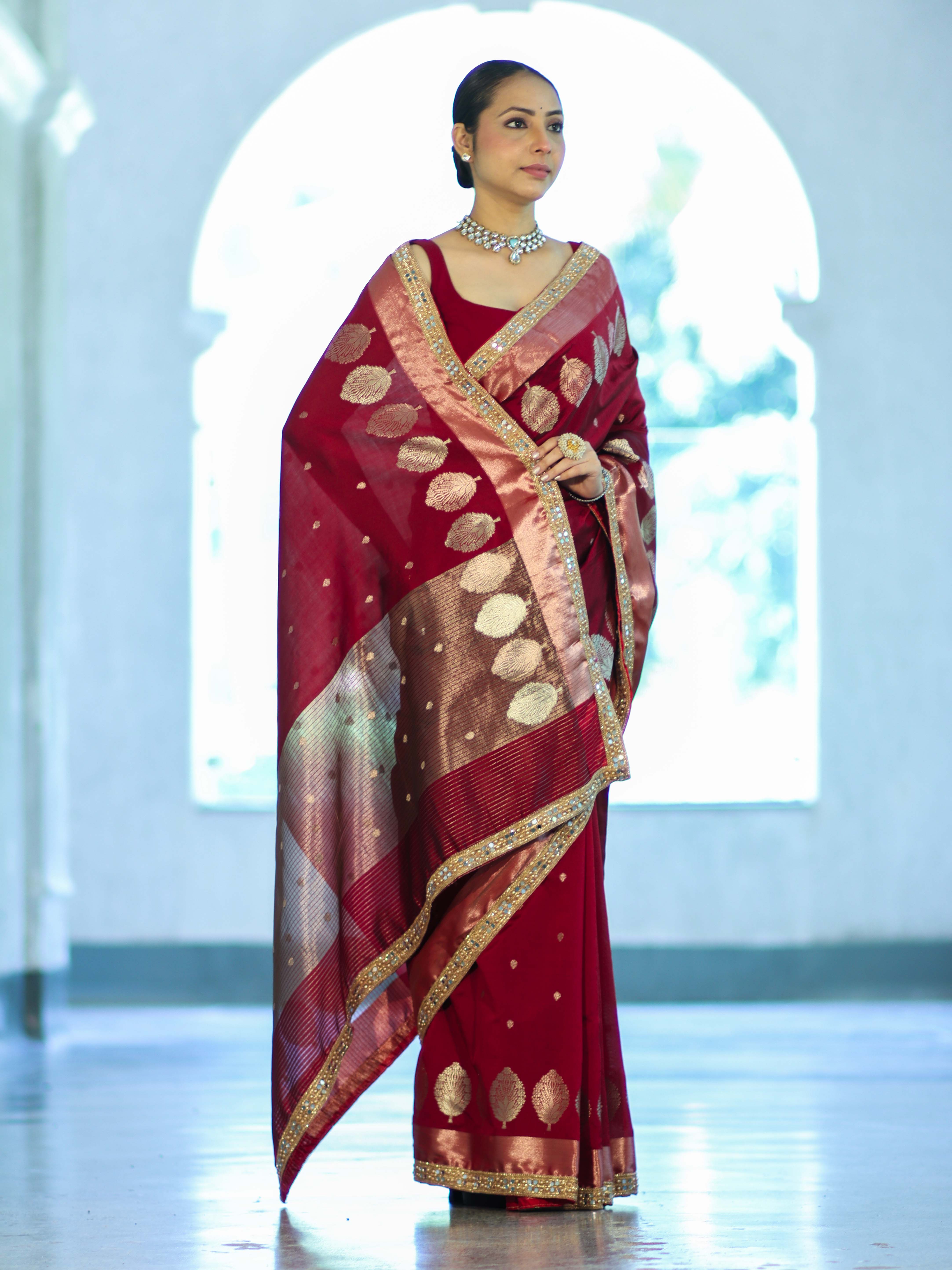 Banarasee Handloom Semi Silk Saree With Sona Rupa Zari Buti Design & Lace Border-Maroon