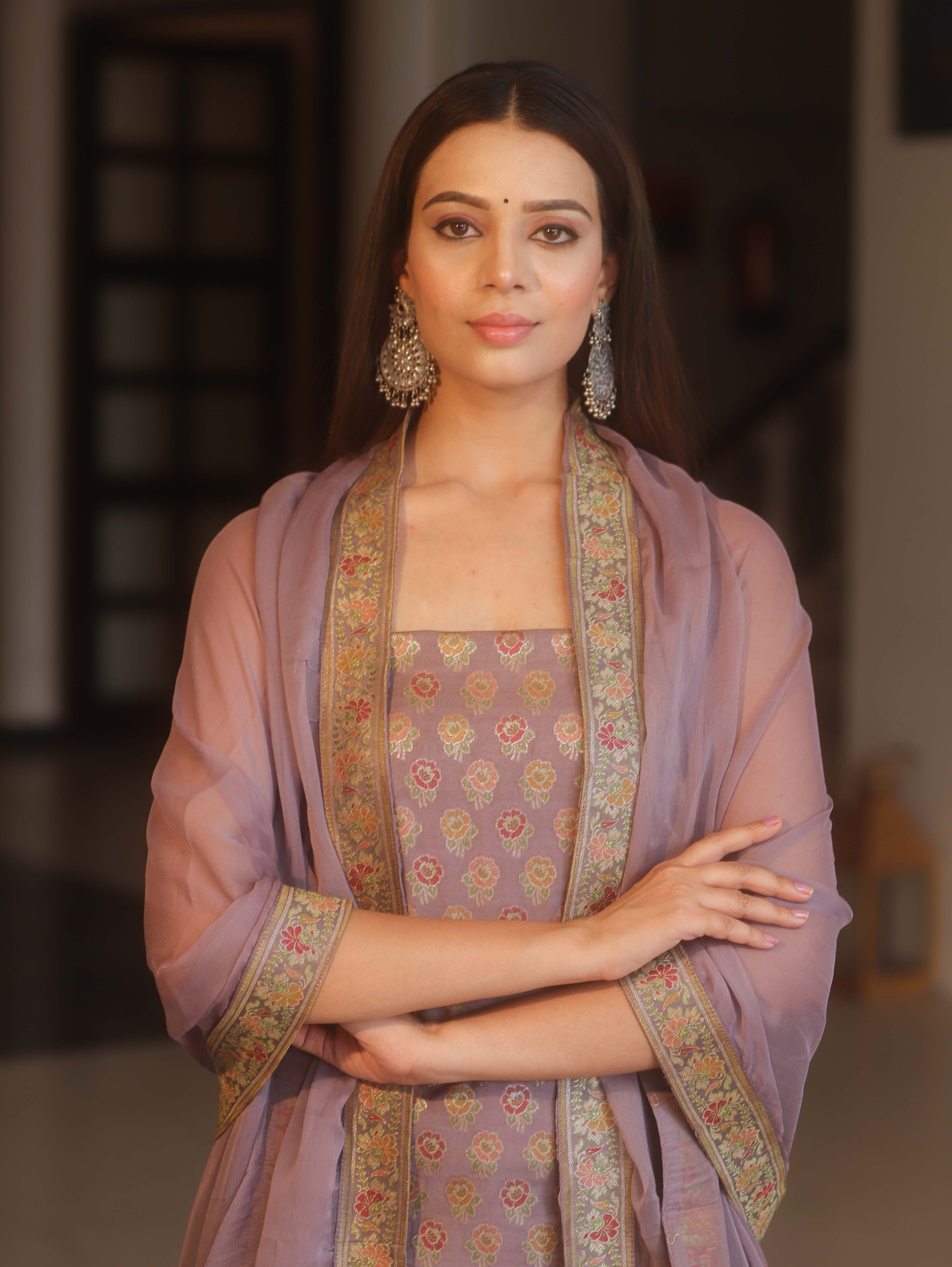 Banarasee Art Silk Resham Design Salwar Kameez With Chiffon Dupatta Set-Mauve
