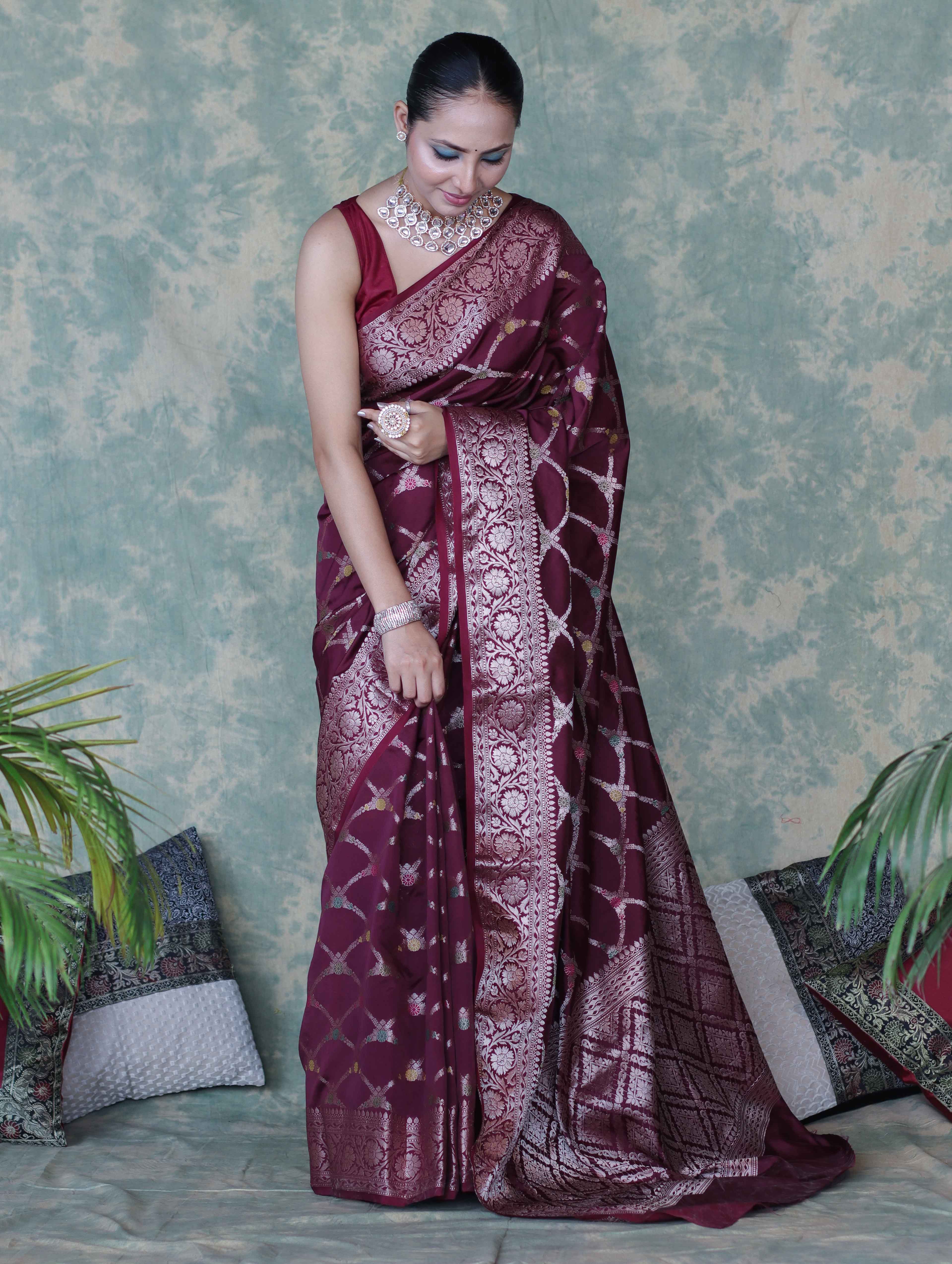 Banarasee Handloom Semi Silk Saree With Zari Jaal Work & Floral Border-Burgundy