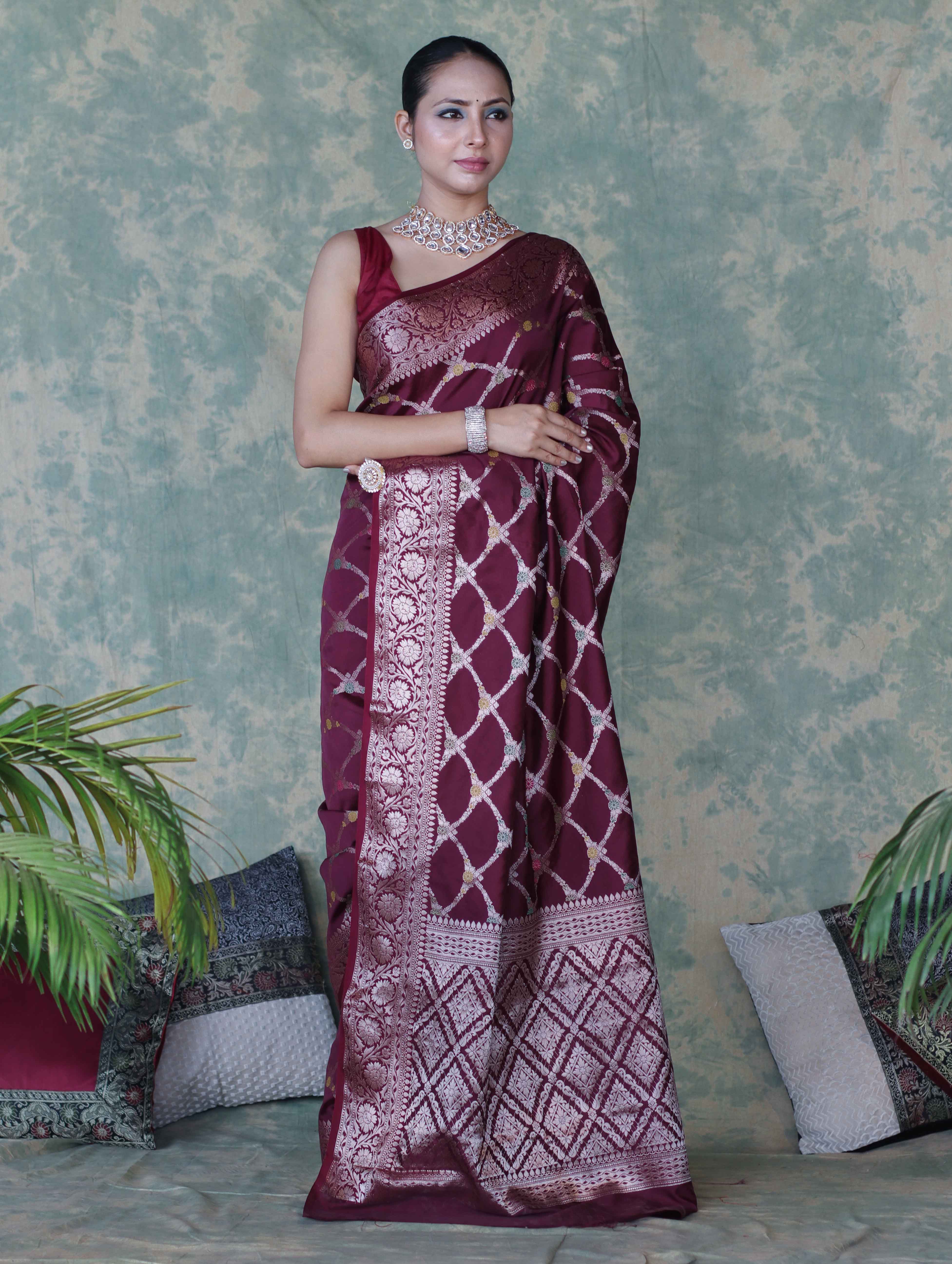 Banarasee Handloom Semi Silk Saree With Zari Jaal Work & Floral Border-Burgundy