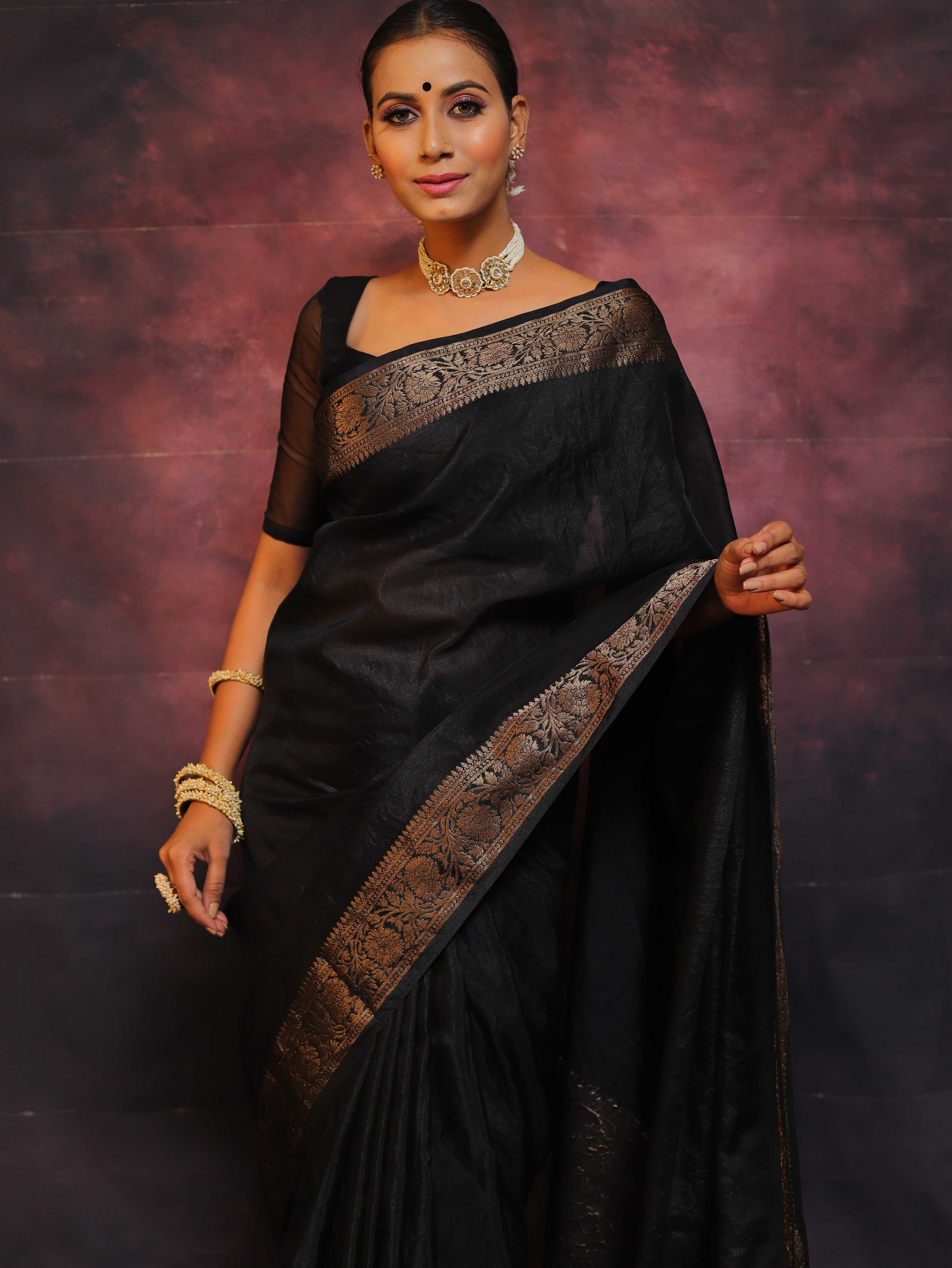 Banarasee Handwoven Semi Silk Plain Saree With Zari Border-Black