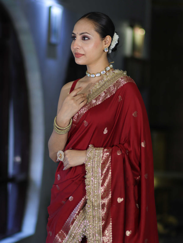 Banarasee Handloom Semi Silk Saree With Zari Buti Design Border & Lace-Maroon
