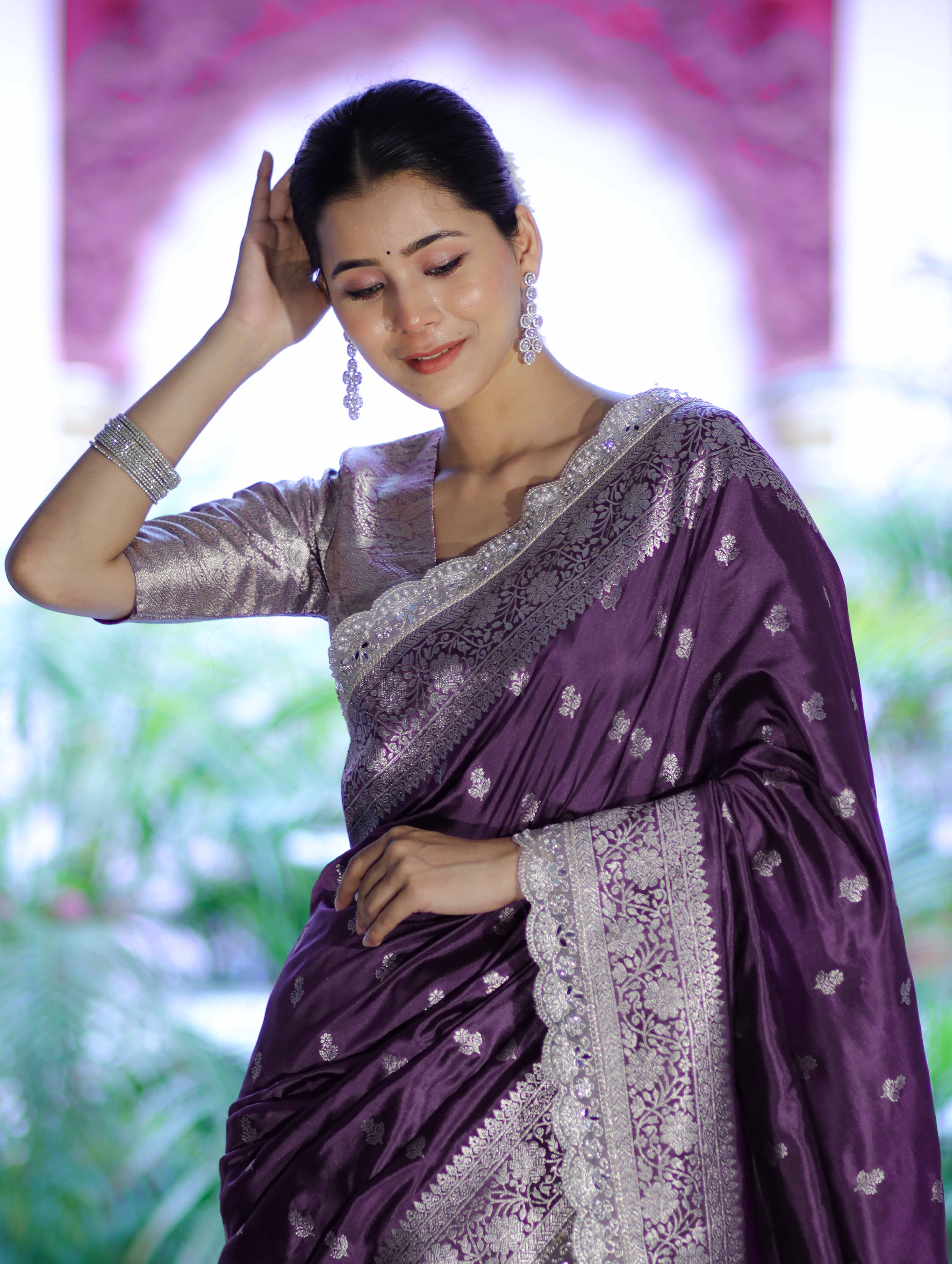 Banarasee Handloom Soft Silk Saree With Zari Buti Design Floral Border & Lace-Mauve