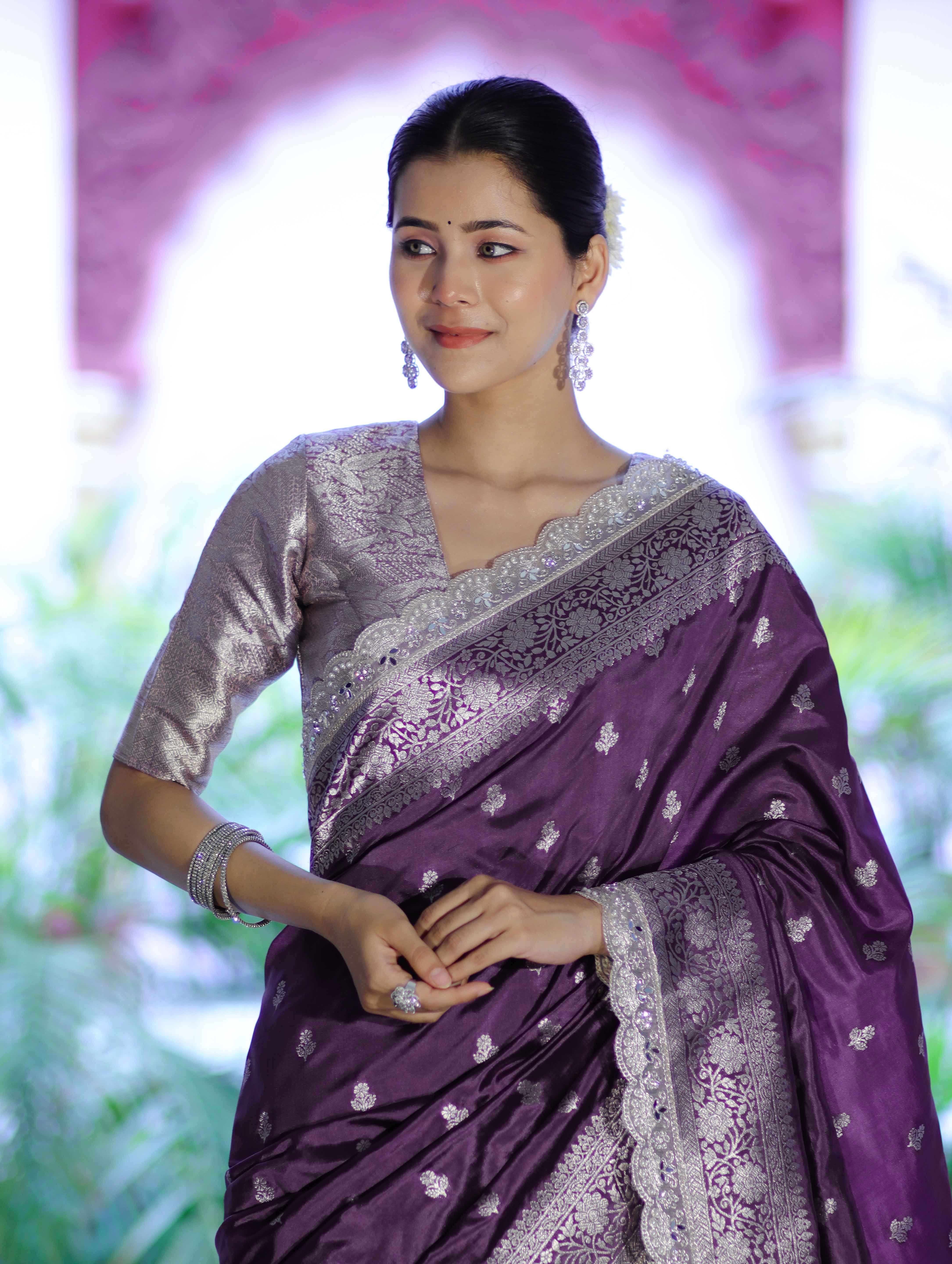 Banarasee Handloom Soft Silk Saree With Zari Buti Design Floral Border & Lace-Mauve