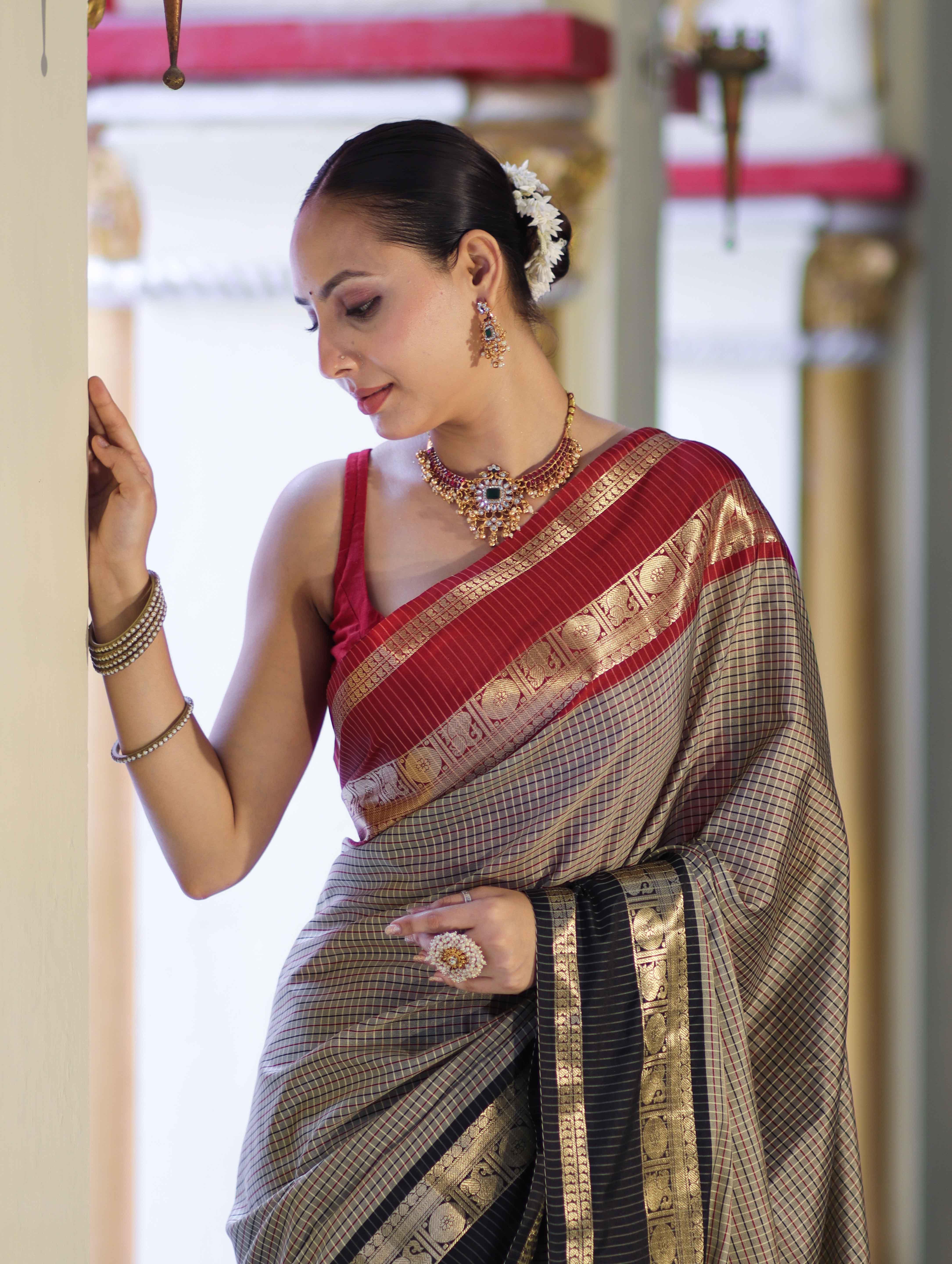 Banarasee Handloom Semi Silk Saree With Checks Design & Contrast Border-Grey & Black