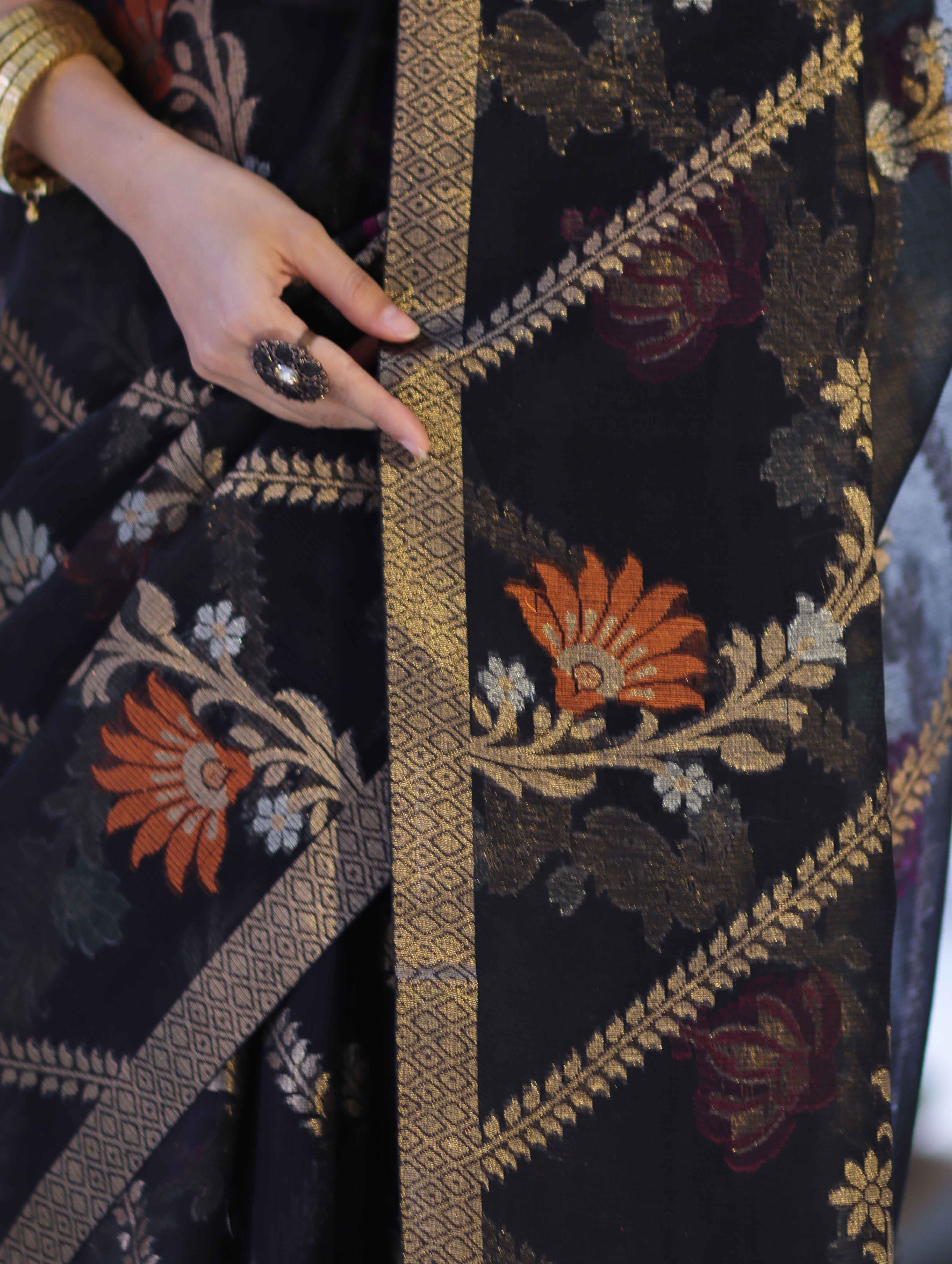 Banarasee Handloom Cotton Silk Saree With Zari Meena Work-Black